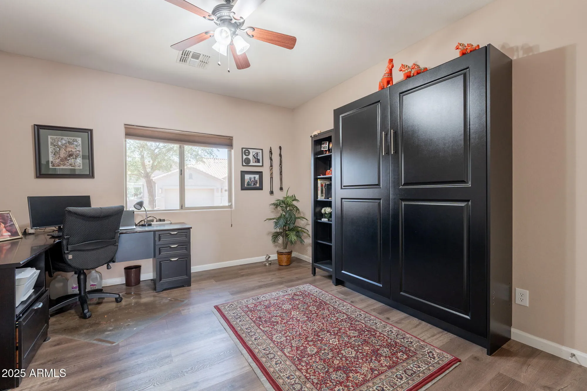 Property Slideshow image 11 of 35 | 1552 e manor dr, Casa Grande, AZ, 85122