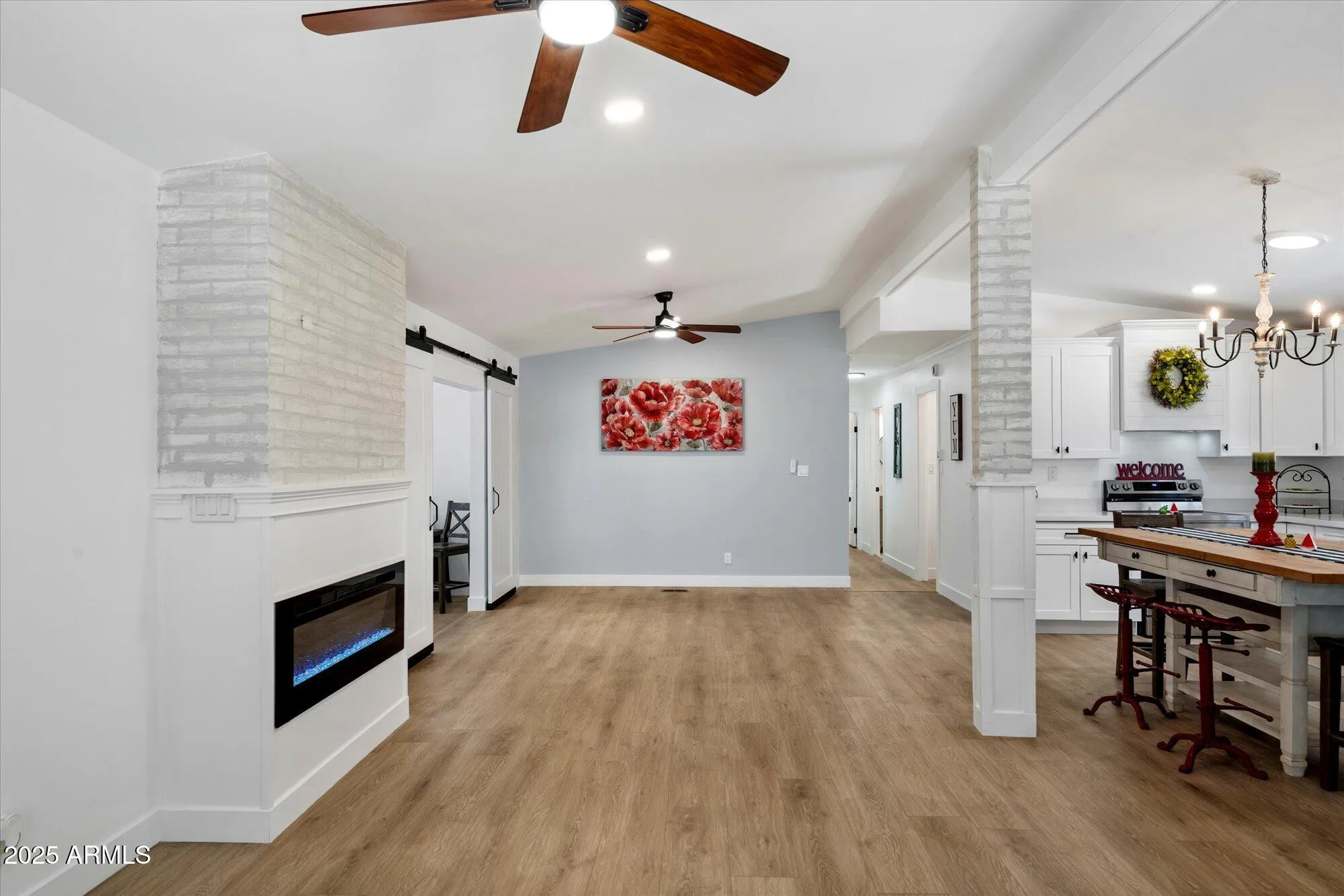 Property Slideshow image 11 of 37 | 427 s 80th way, Mesa, AZ, 85208