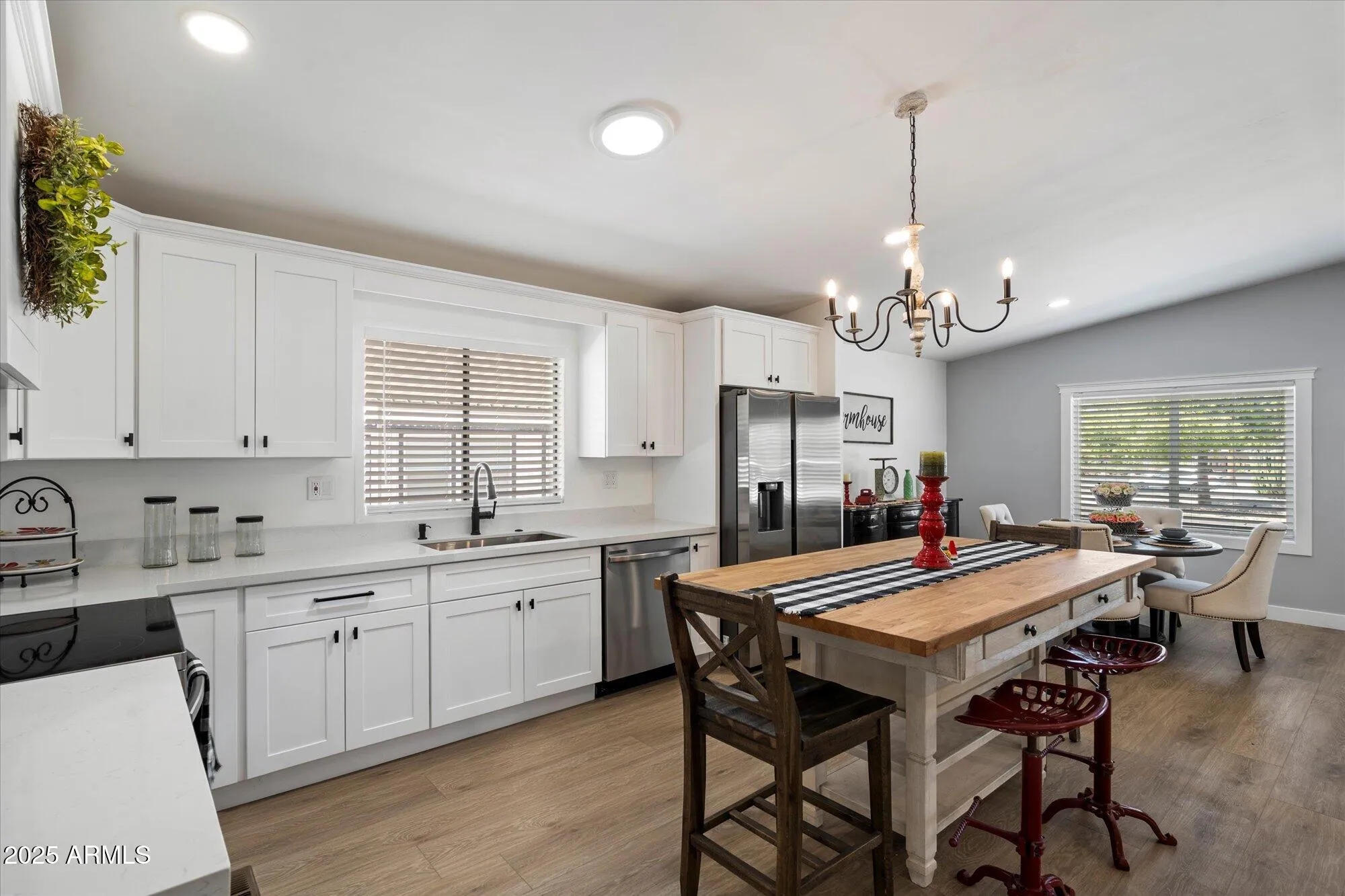 Property Slideshow image 1 of 37 | 427 s 80th way, Mesa, AZ, 85208