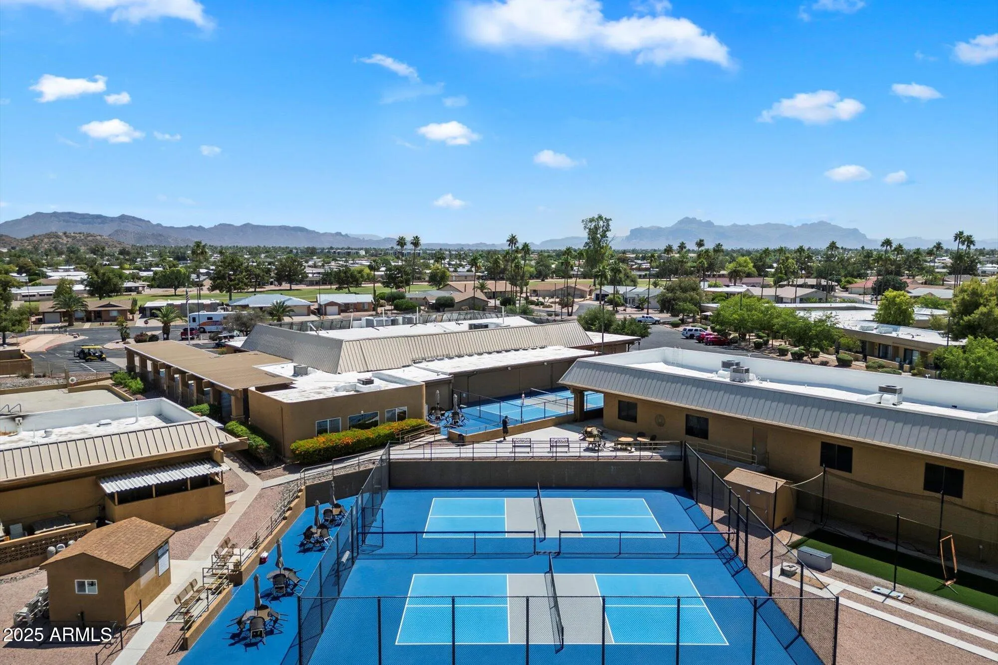 Property Slideshow image 30 of 37 | 427 s 80th way, Mesa, AZ, 85208