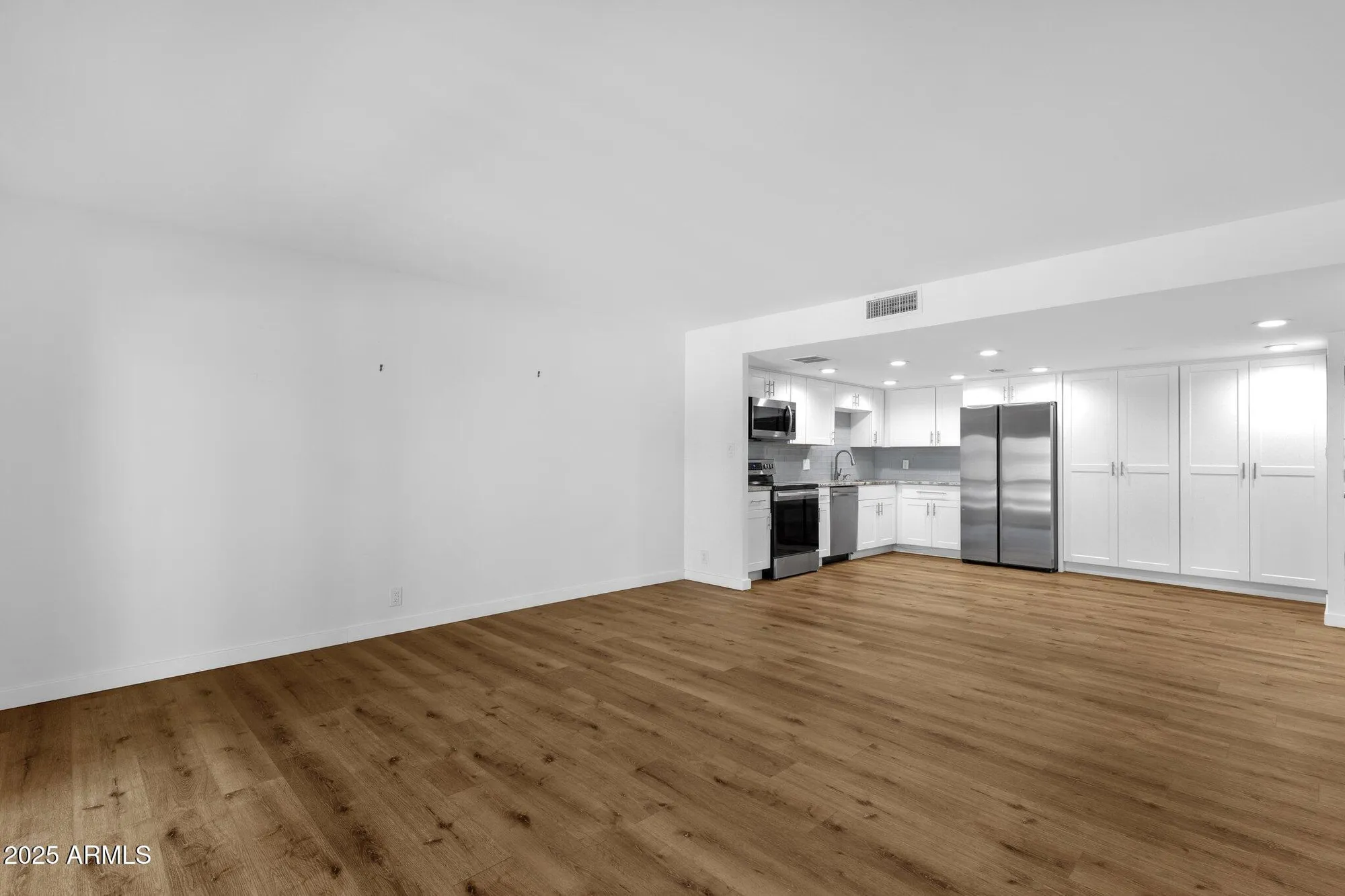 Property Slideshow image 8 of 30 | 7920 e camelback rd unit 104, Scottsdale, AZ, 85251