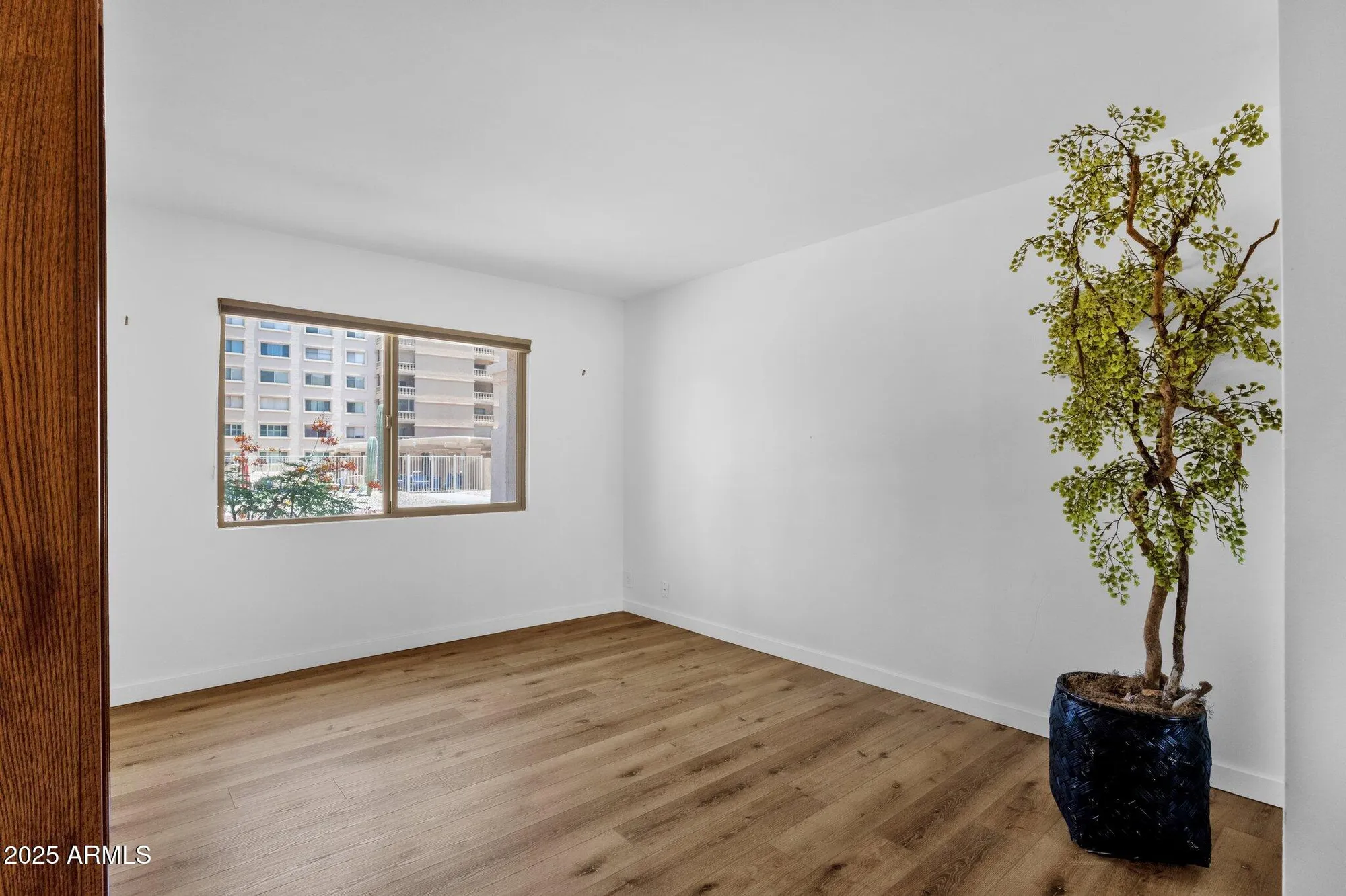 Property Slideshow image 10 of 30 | 7920 e camelback rd unit 104, Scottsdale, AZ, 85251