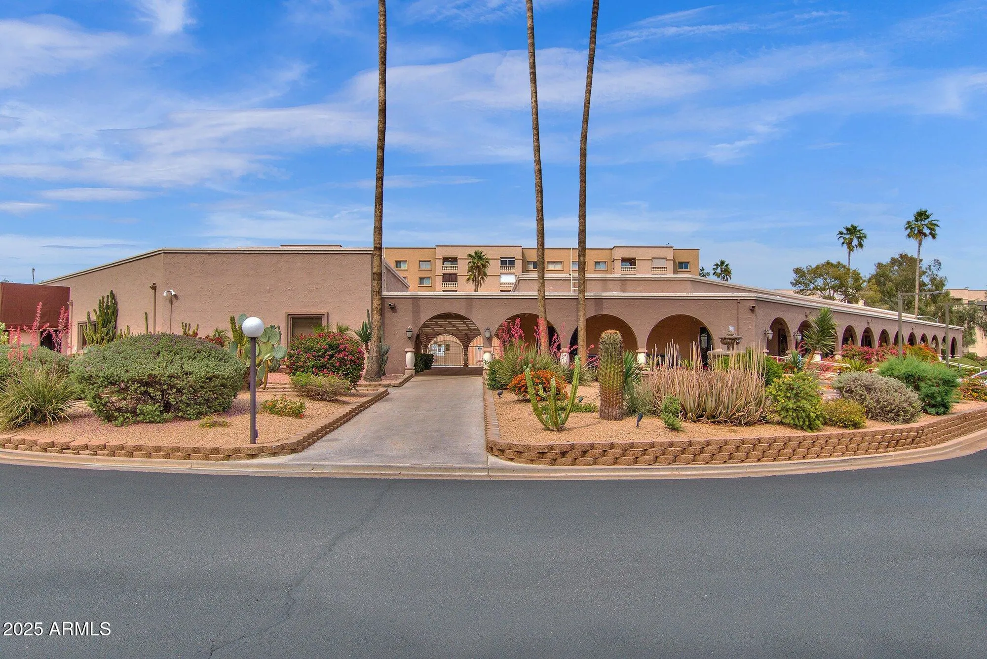 Property Slideshow image 18 of 30 | 7920 e camelback rd unit 104, Scottsdale, AZ, 85251