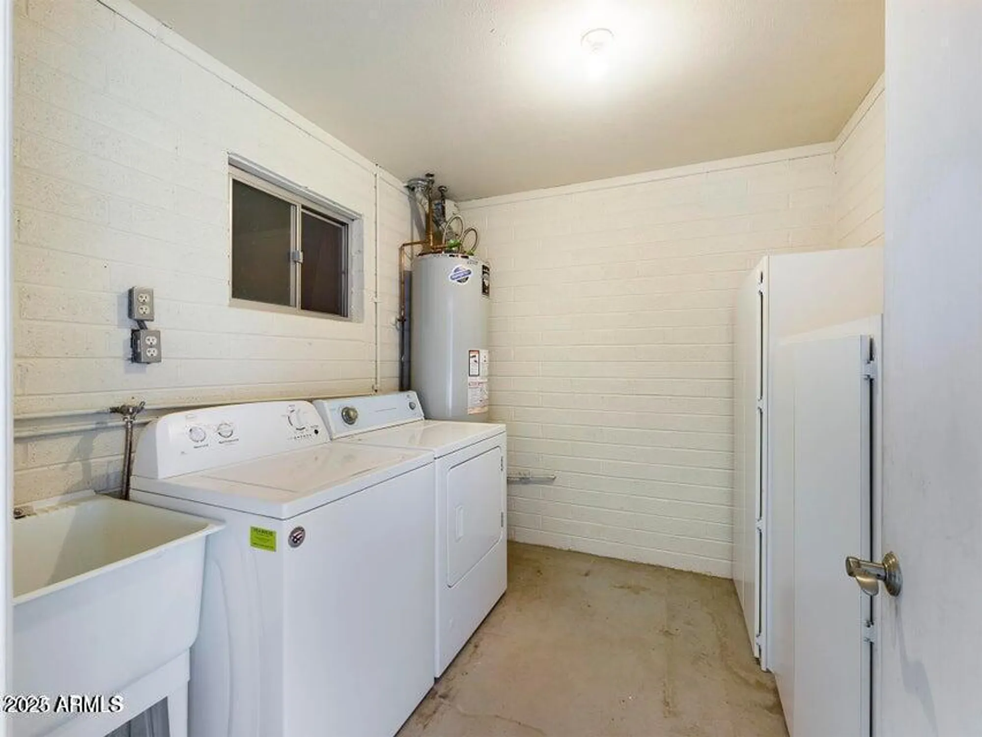 Property Slideshow image 11 of 14 | 5414 e albany st, Mesa, AZ, 85205