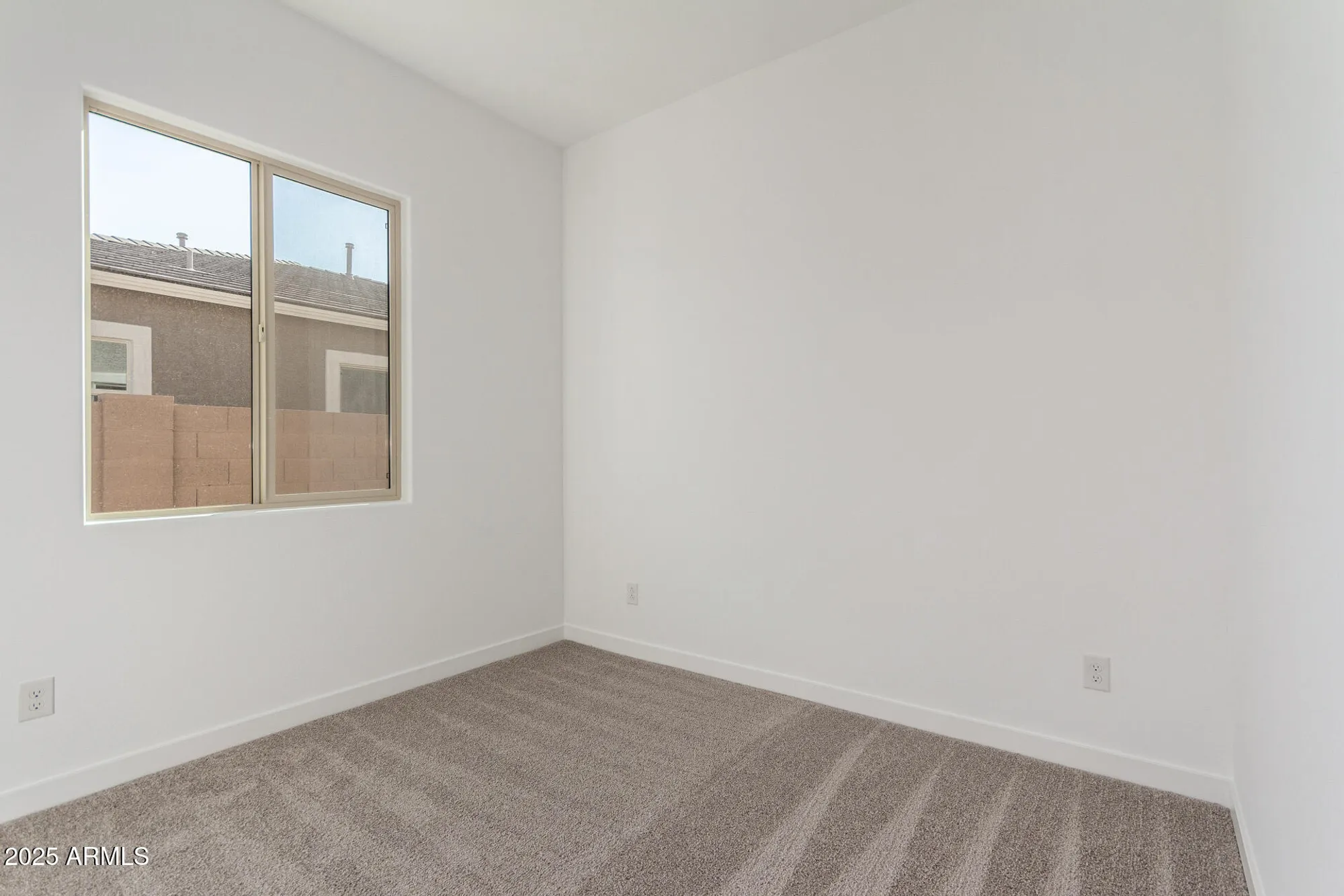 Property Slideshow image 23 of 43 | 24134 n 172nd ave, Surprise, AZ, 85387