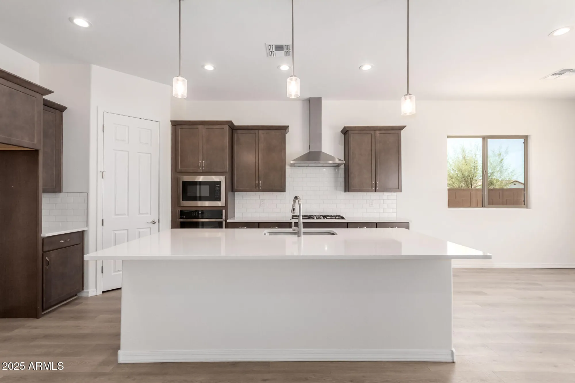 Property Slideshow image 5 of 46 | 17225 w calle lejos, Surprise, AZ, 85387