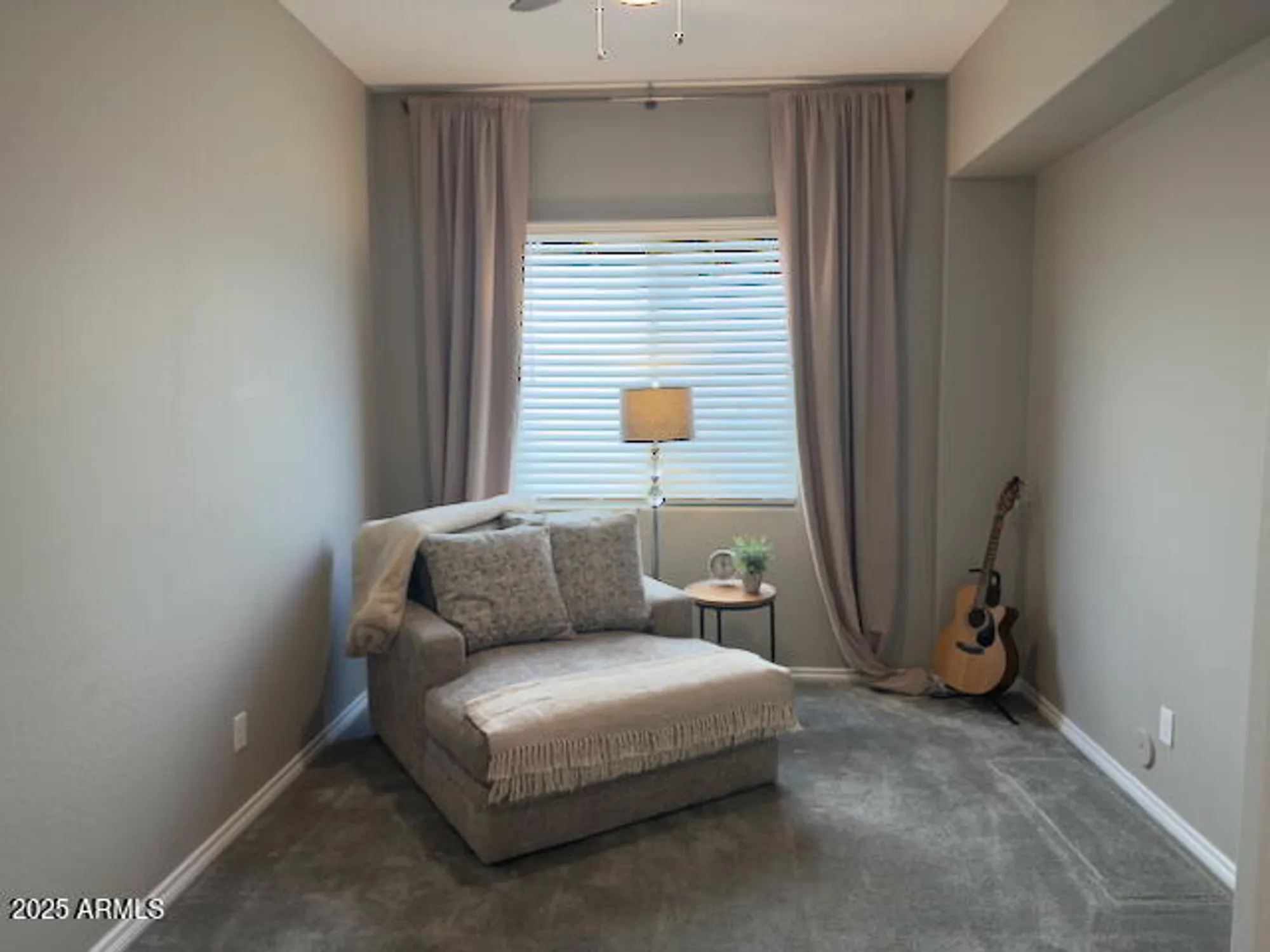 Property Slideshow image 12 of 52 | 210 e bergamot ln, Queen Creek, AZ, 85140