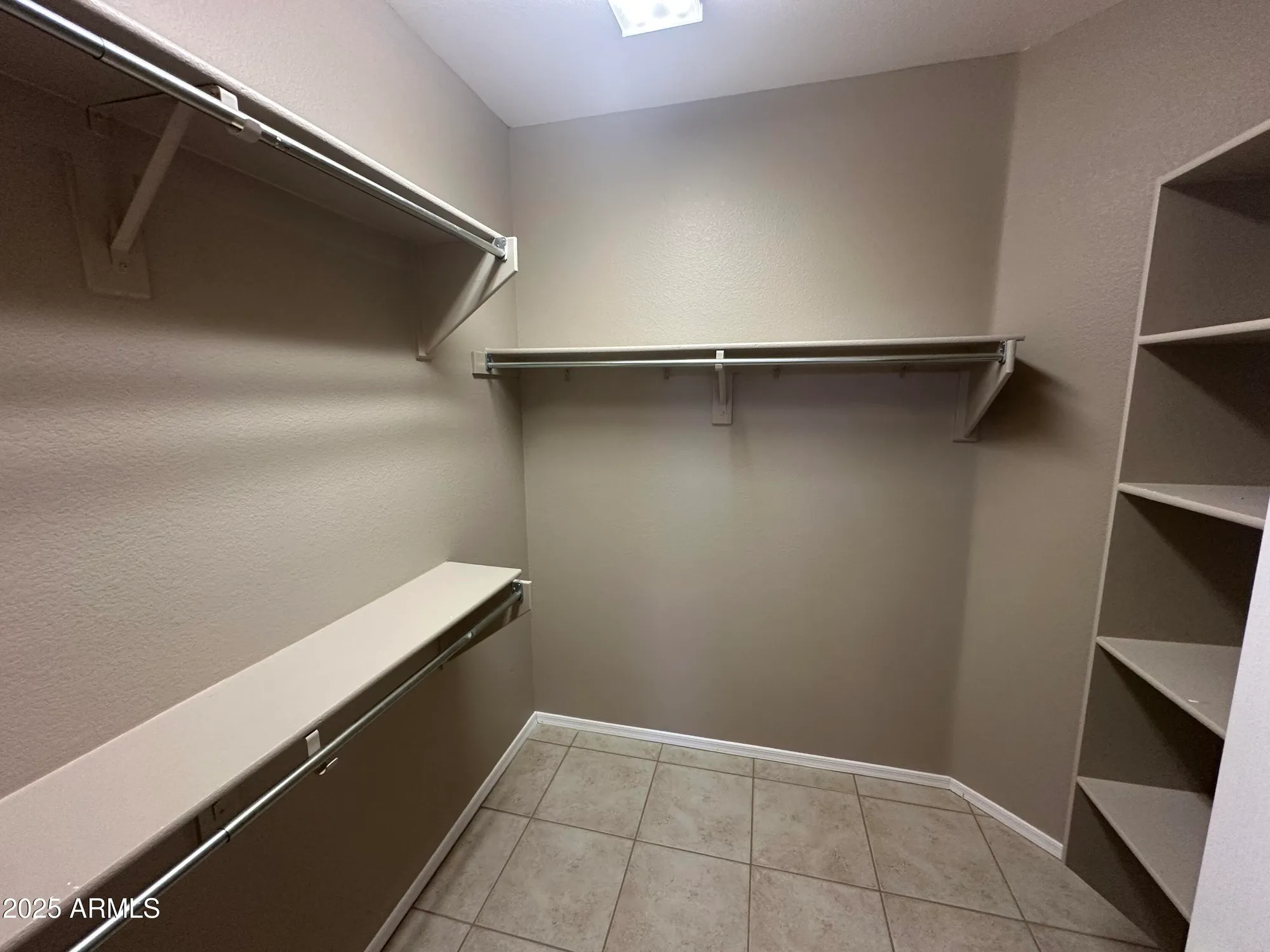 Property Slideshow image 12 of 37 | 6460 s springs pl, Chandler, AZ, 85249