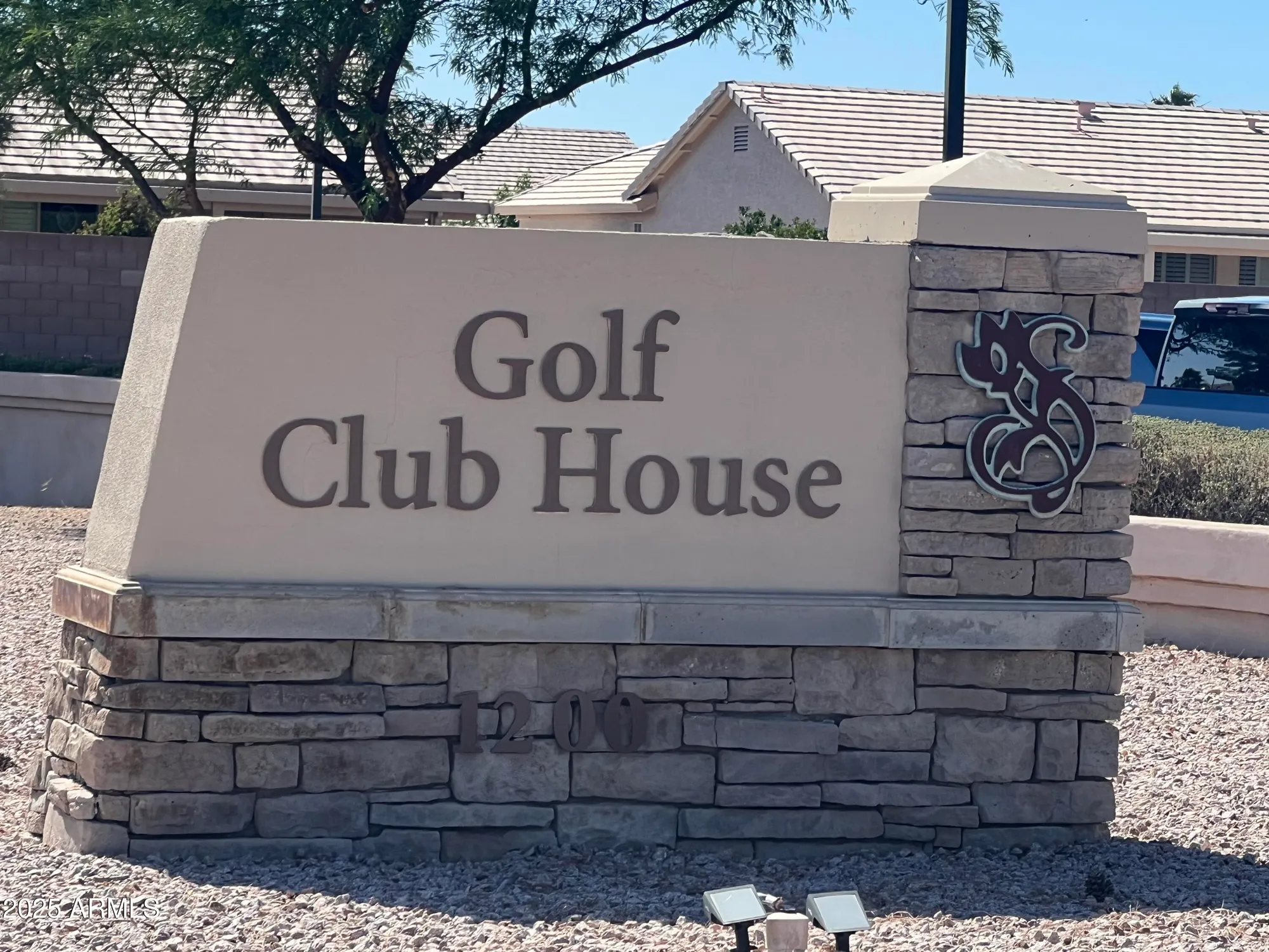 Property Slideshow image 32 of 37 | 6460 s springs pl, Chandler, AZ, 85249