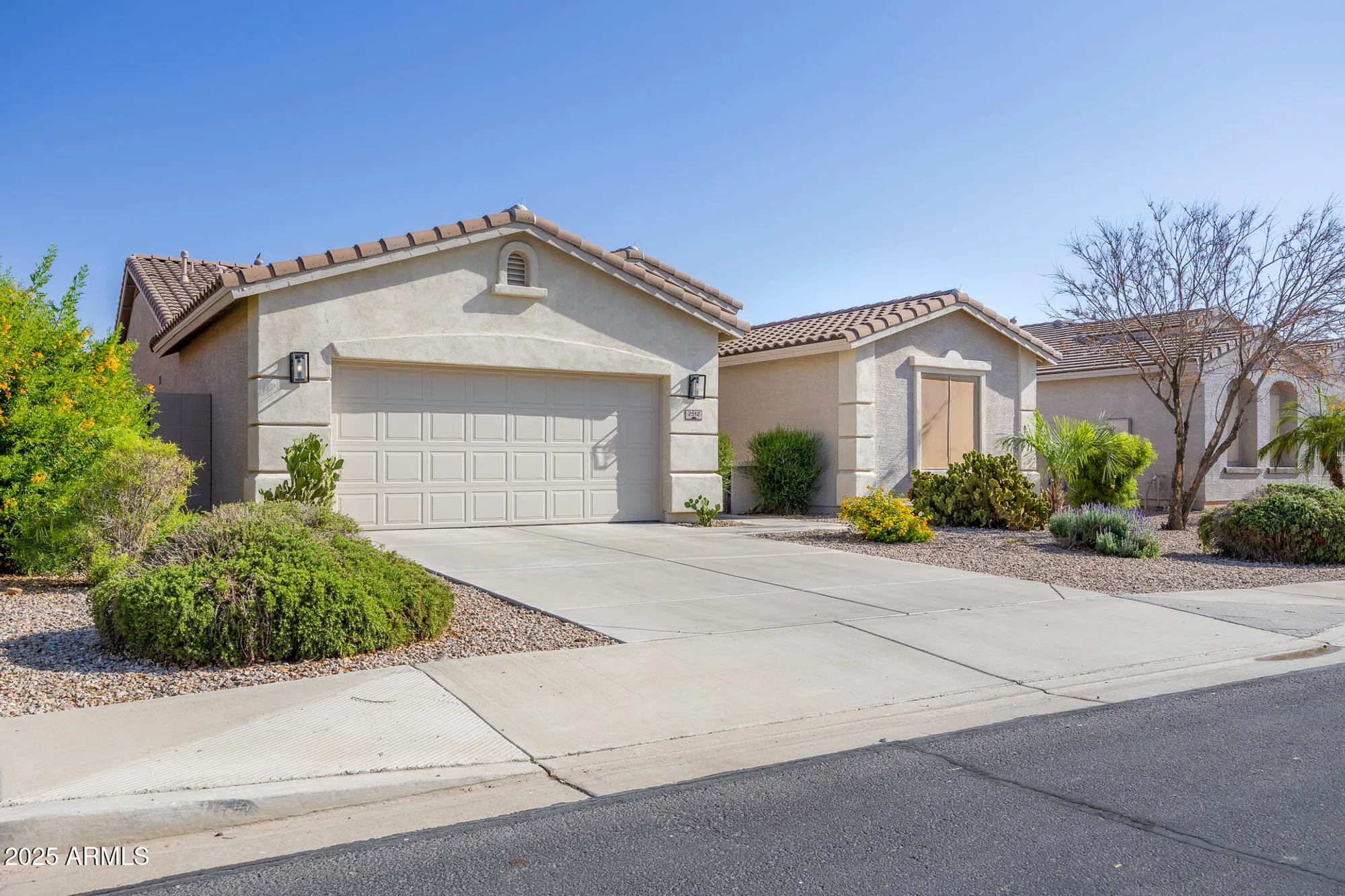 Property Slideshow image 2 of 61 | 2512 e katrina trl, Casa Grande, AZ, 85194