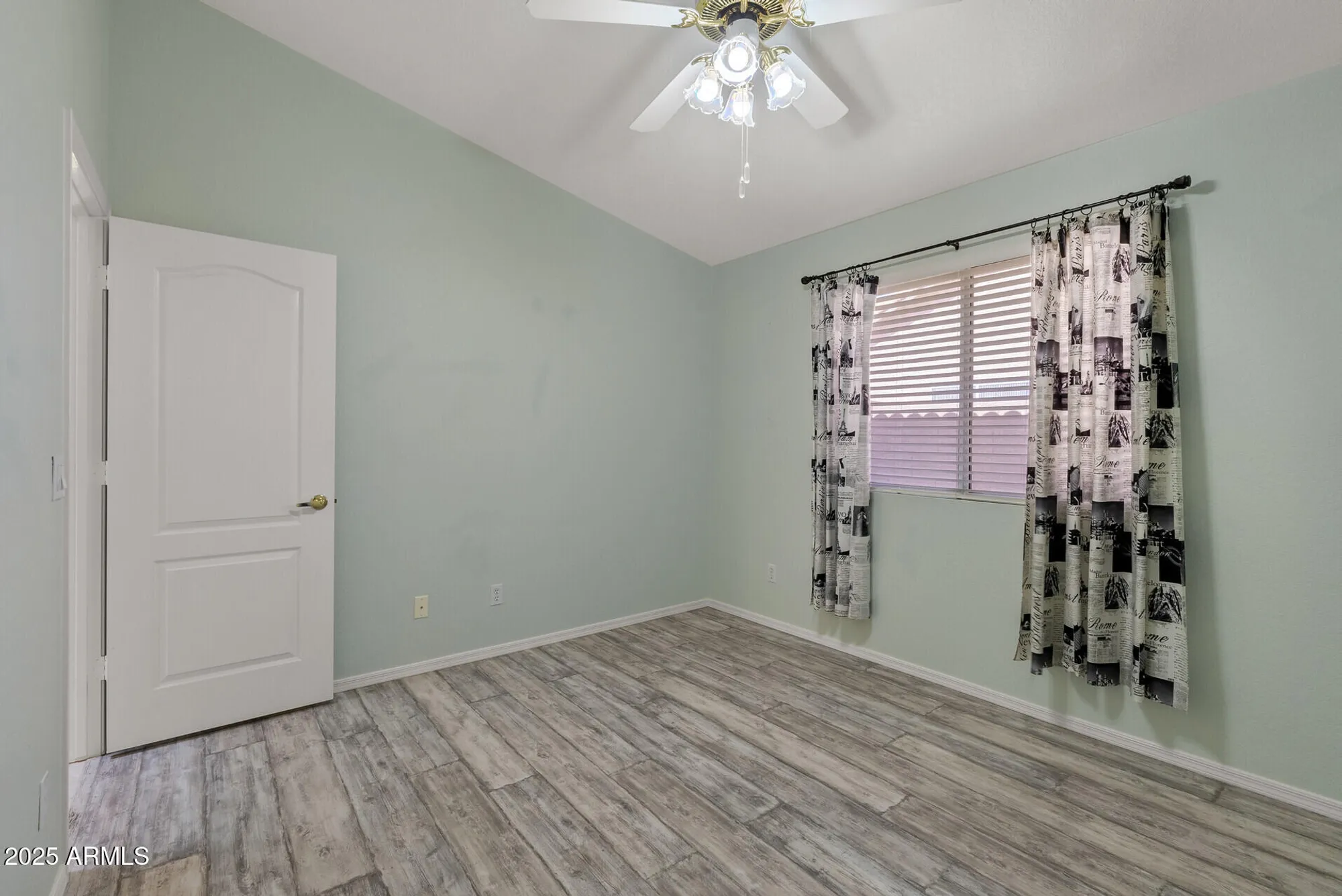 Property Slideshow image 31 of 46 | 10936 n ventana dr, Peoria, AZ, 85373
