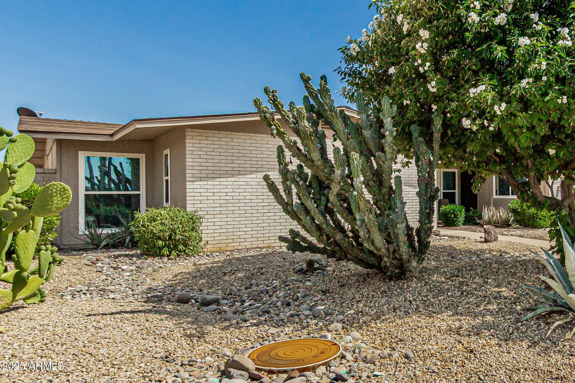 Property Slideshow image 4 of 29 | 19019 n camino del sol, Sun City West, AZ, 85375