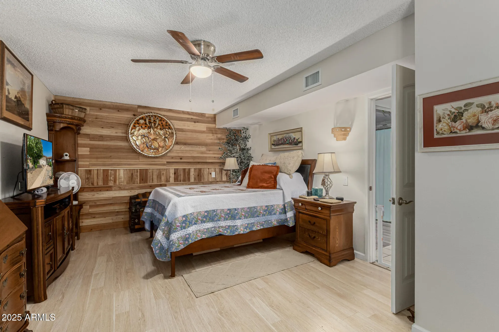 Property Slideshow image 18 of 29 | 19019 n camino del sol, Sun City West, AZ, 85375