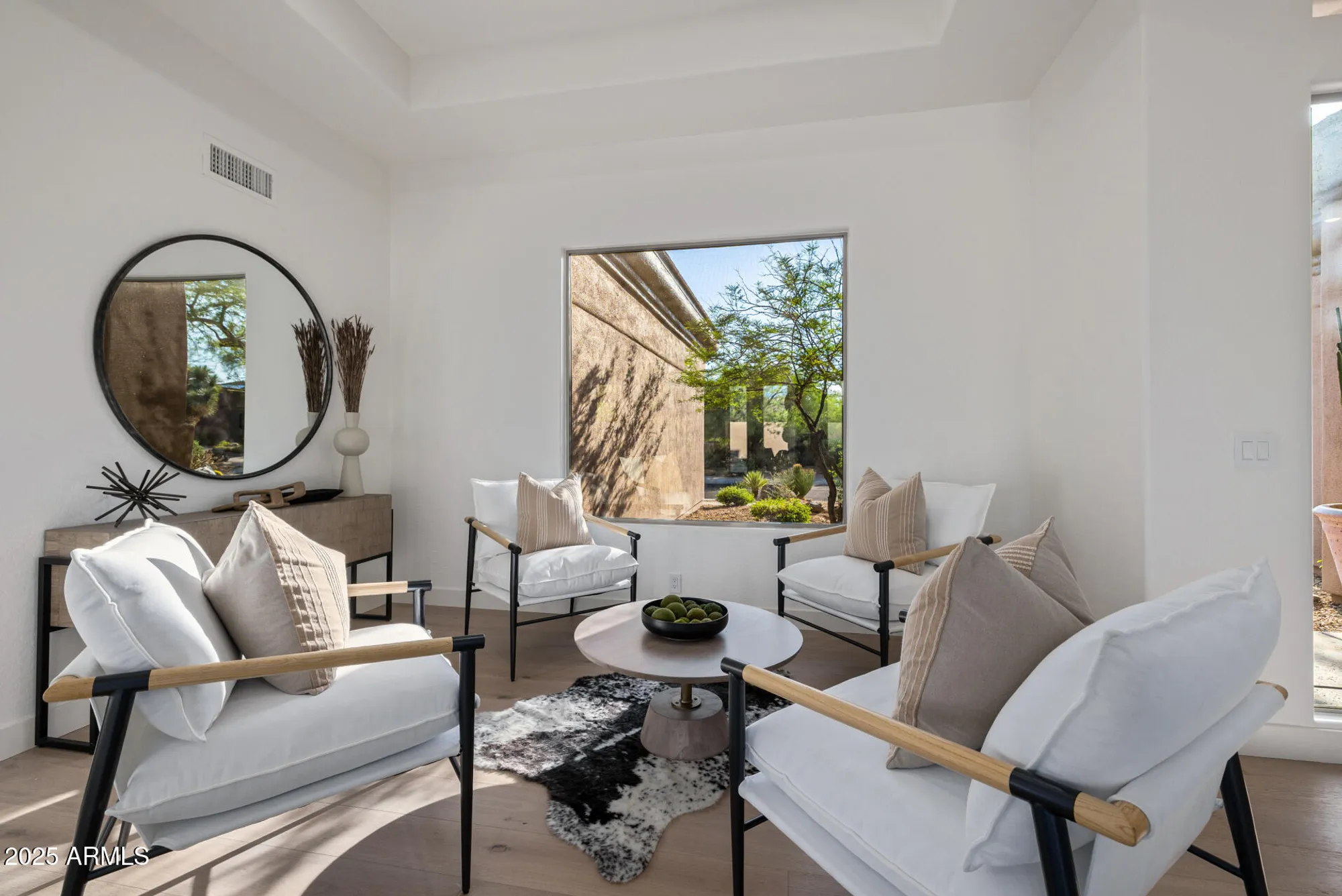 Property Slideshow image 13 of 82 | 7152 e night glow cir, Scottsdale, AZ, 85266