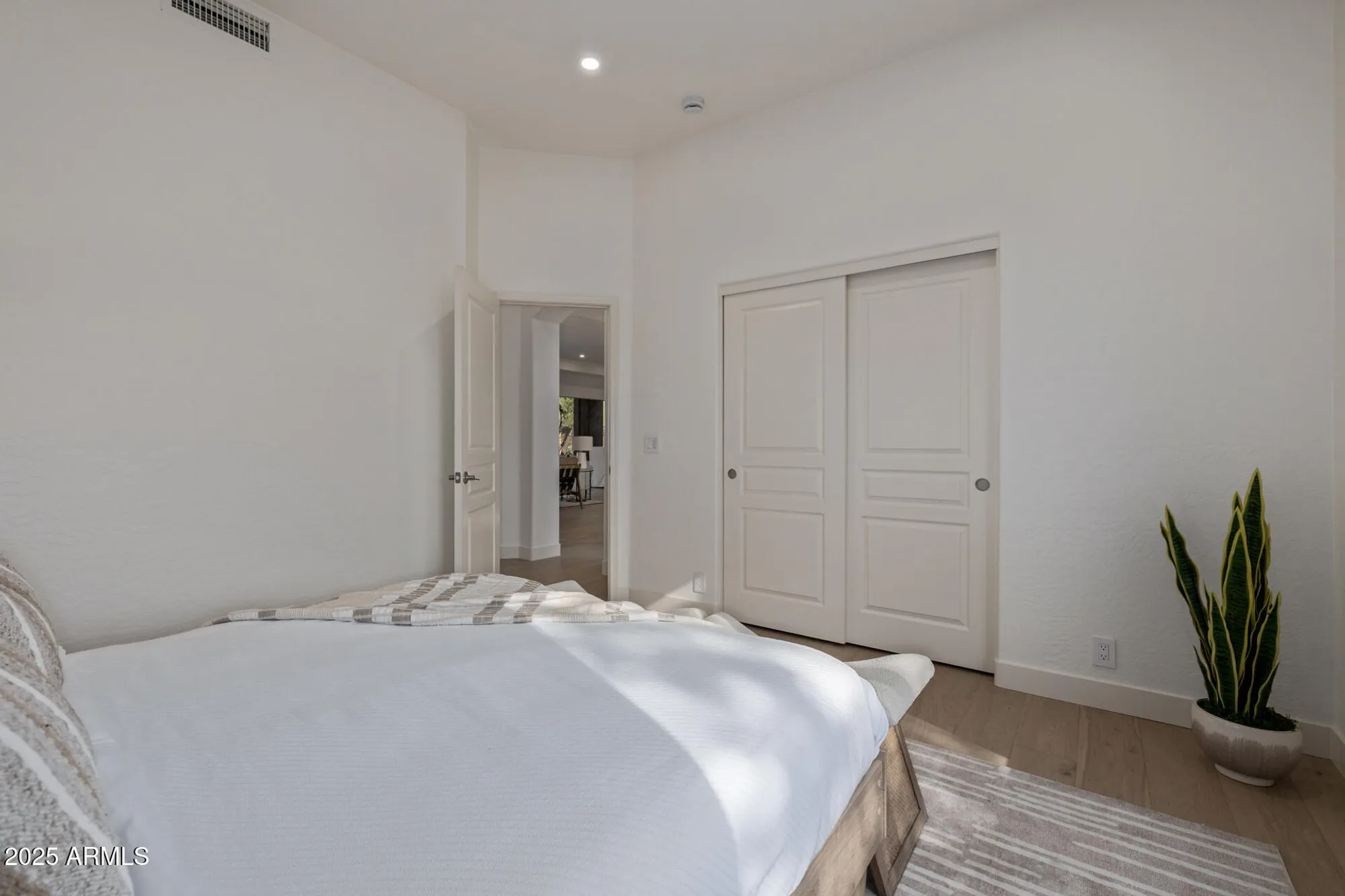 Property Slideshow image 36 of 82 | 7152 e night glow cir, Scottsdale, AZ, 85266