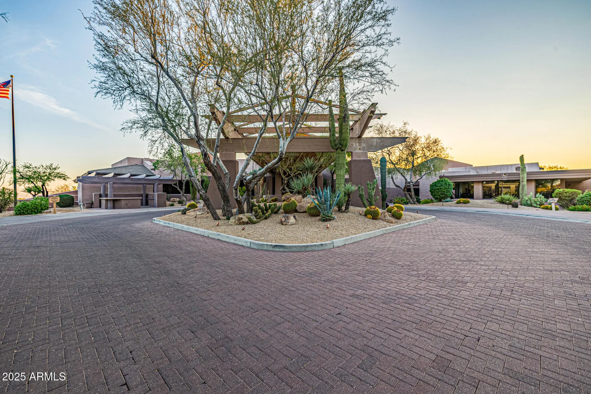 Property Slideshow image 55 of 82 | 7152 e night glow cir, Scottsdale, AZ, 85266