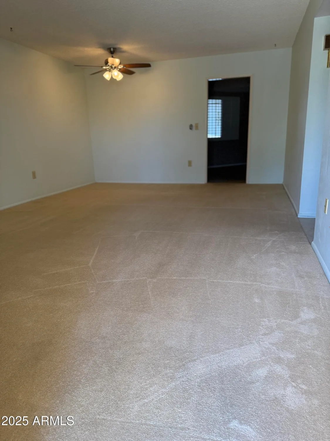 Property Slideshow image 4 of 40 | 14023 n newcastle dr, Sun City, AZ, 85351