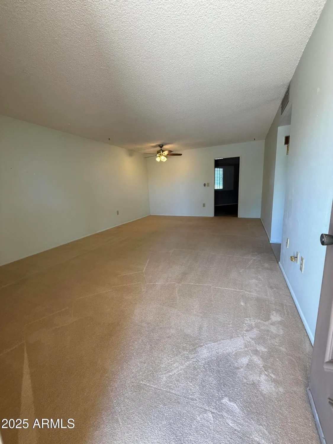 Property Slideshow image 6 of 40 | 14023 n newcastle dr, Sun City, AZ, 85351