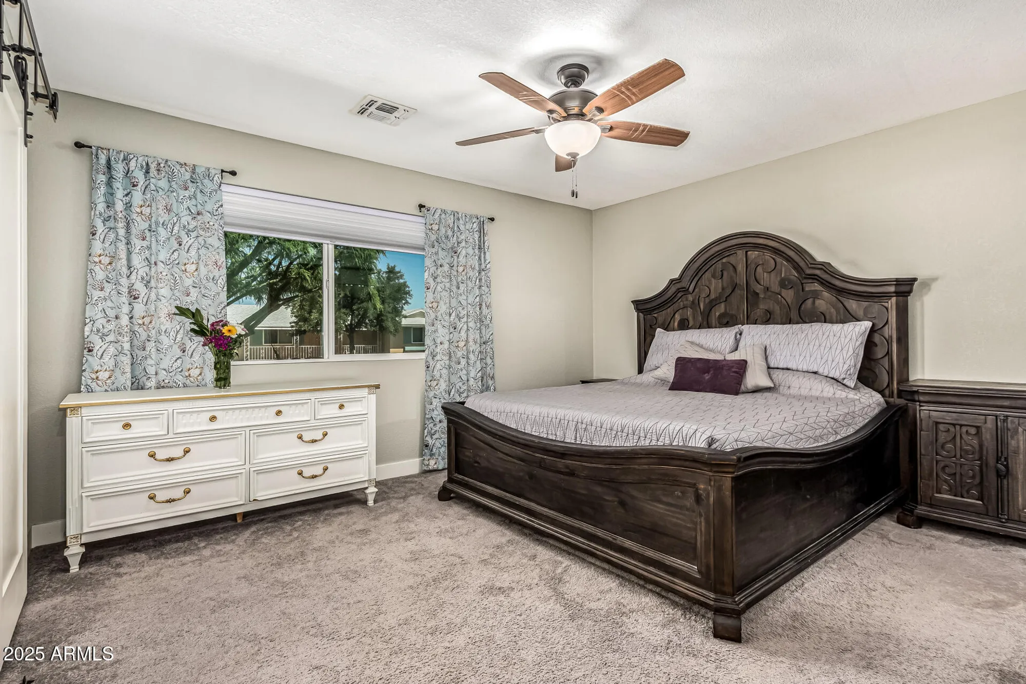 Property Slideshow image 16 of 41 | 10235 w desert hills dr, Sun City, AZ, 85351