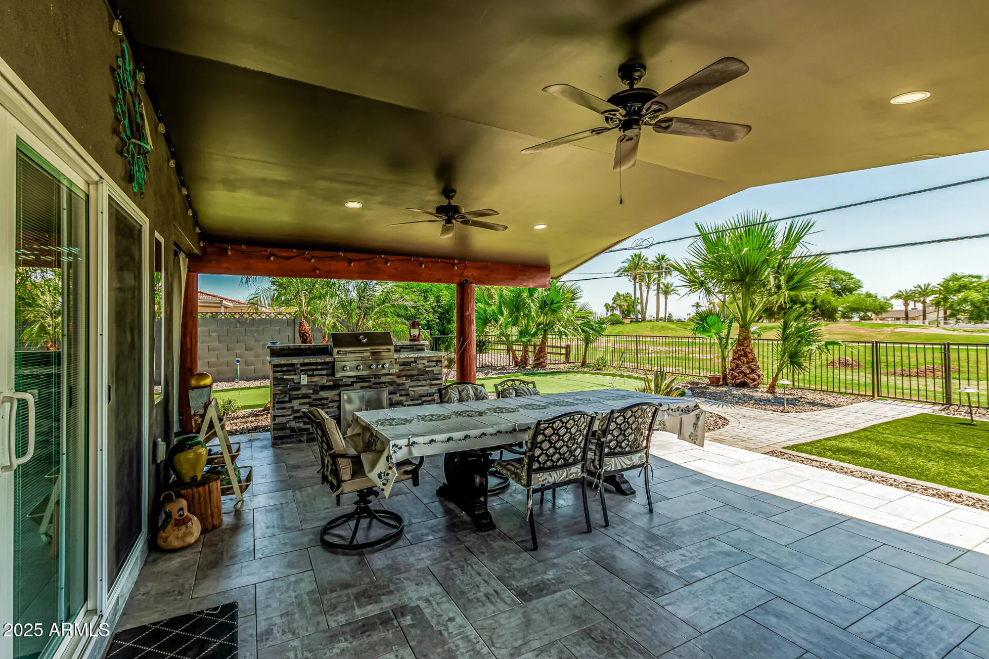 Property Slideshow image 31 of 41 | 10235 w desert hills dr, Sun City, AZ, 85351