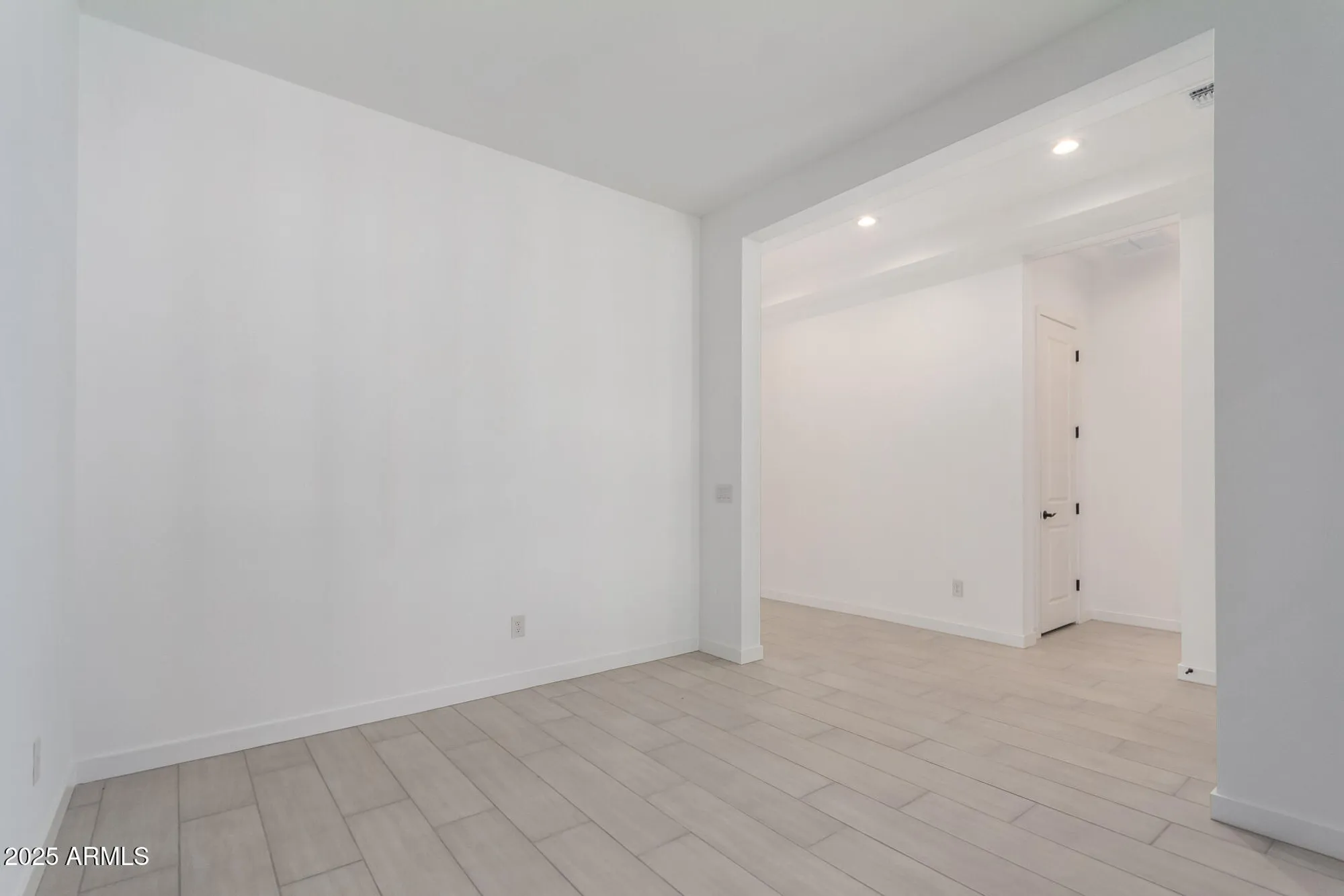 Property Slideshow image 9 of 47 | 24116 n 172nd ave, Surprise, AZ, 85387