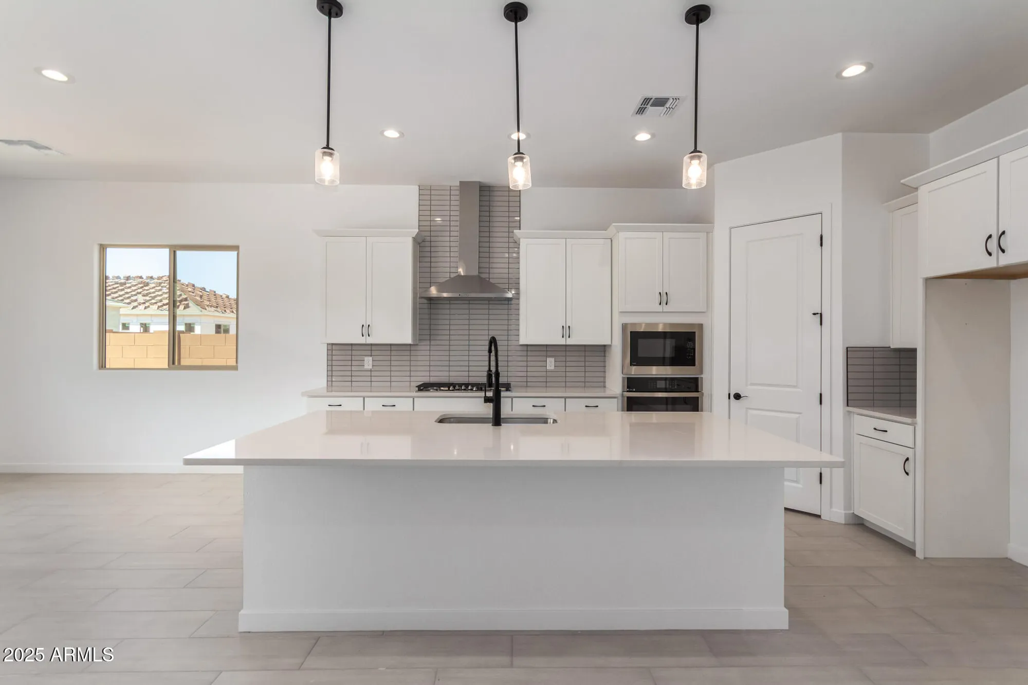 Property Slideshow image 6 of 47 | 24116 n 172nd ave, Surprise, AZ, 85387