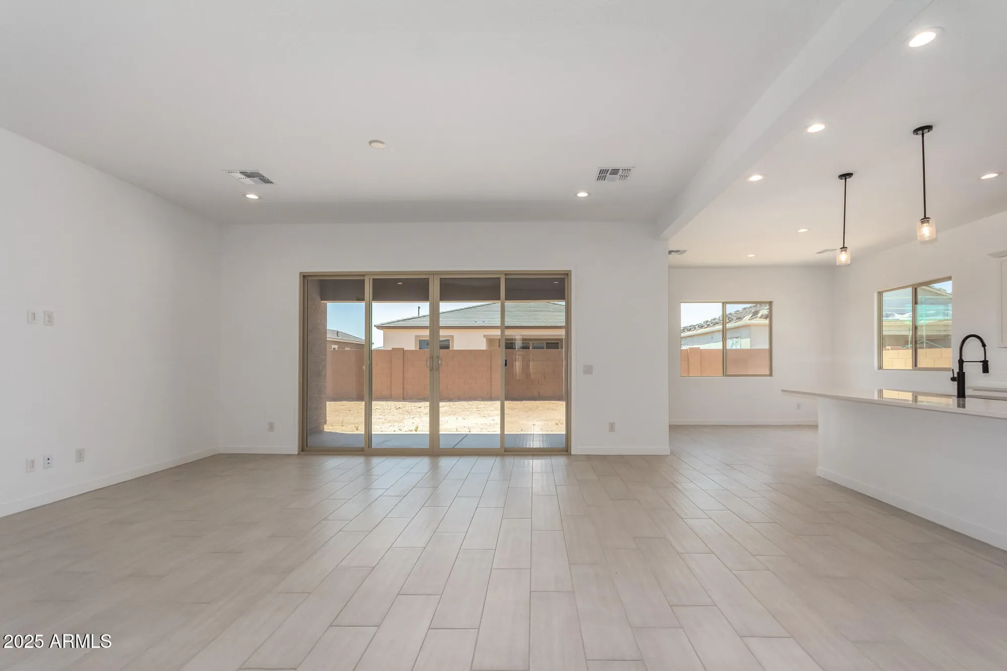 Property Slideshow image 10 of 47 | 24116 n 172nd ave, Surprise, AZ, 85387