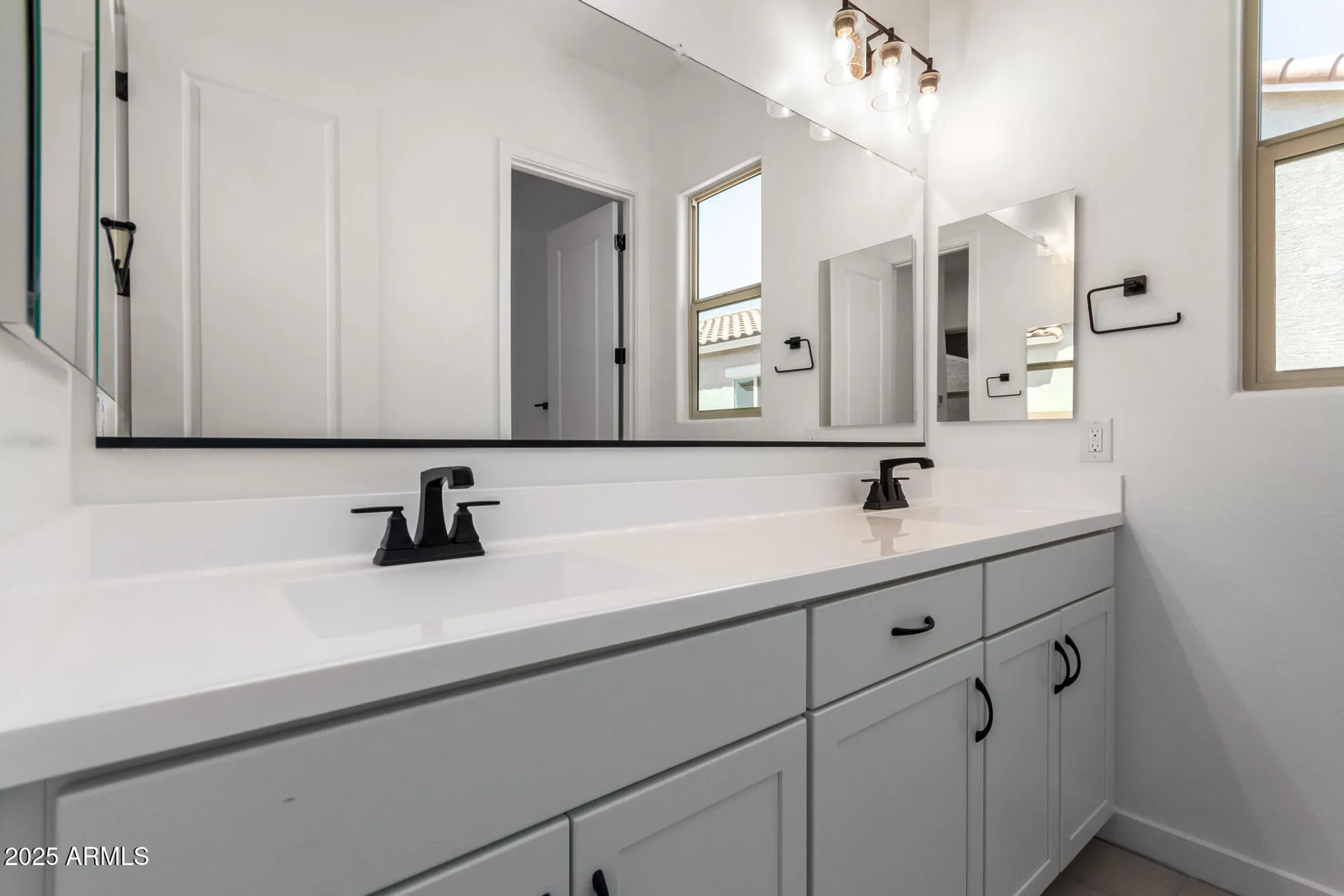 Property Slideshow image 27 of 47 | 24116 n 172nd ave, Surprise, AZ, 85387