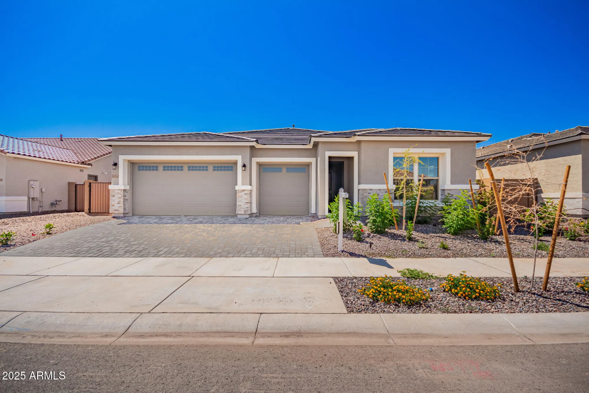 Property Slideshow image 1 of 45 | 24152 n 172nd ave, Surprise, AZ, 85387