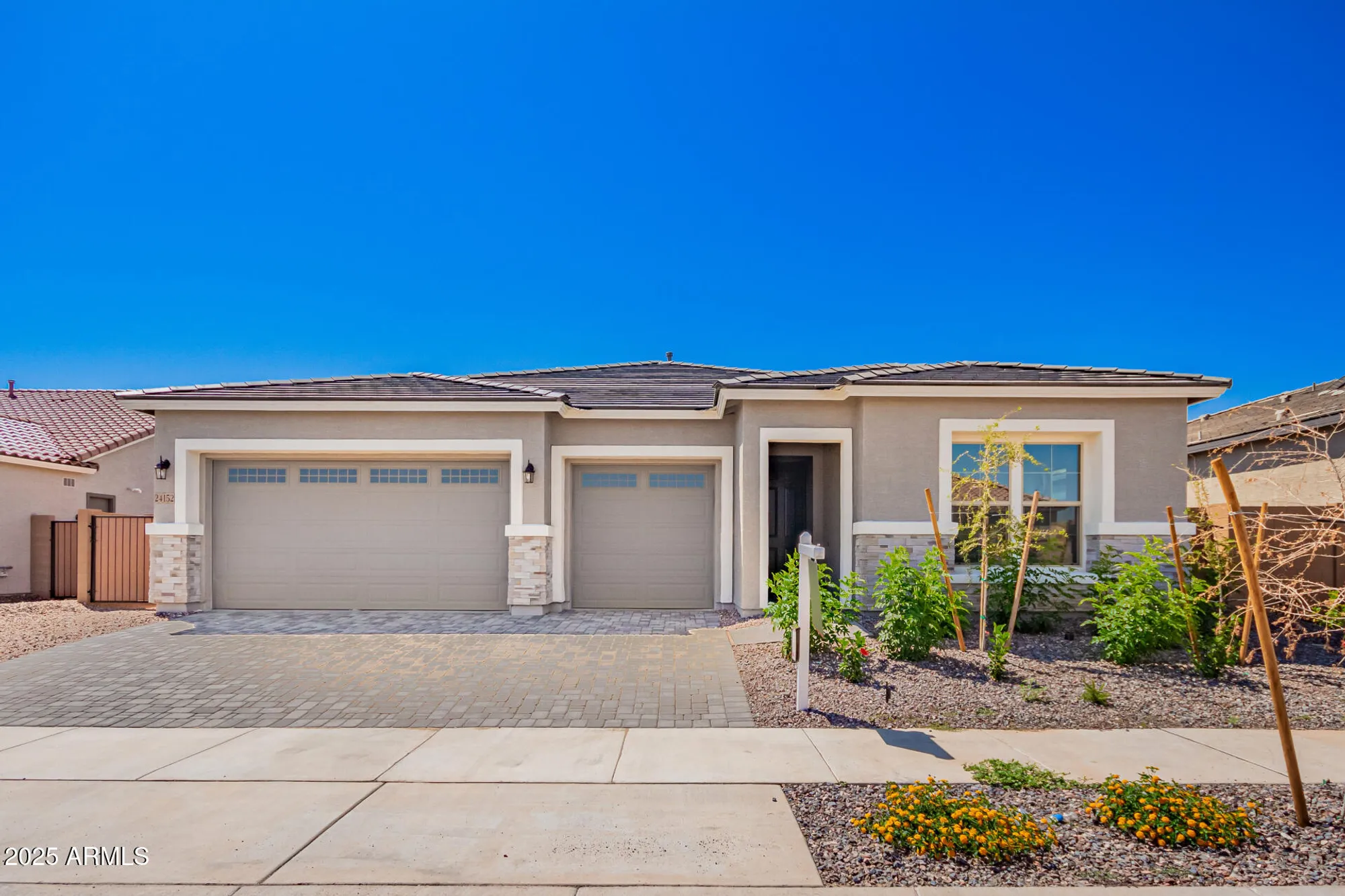 Property Slideshow image 14 of 45 | 24152 n 172nd ave, Surprise, AZ, 85387
