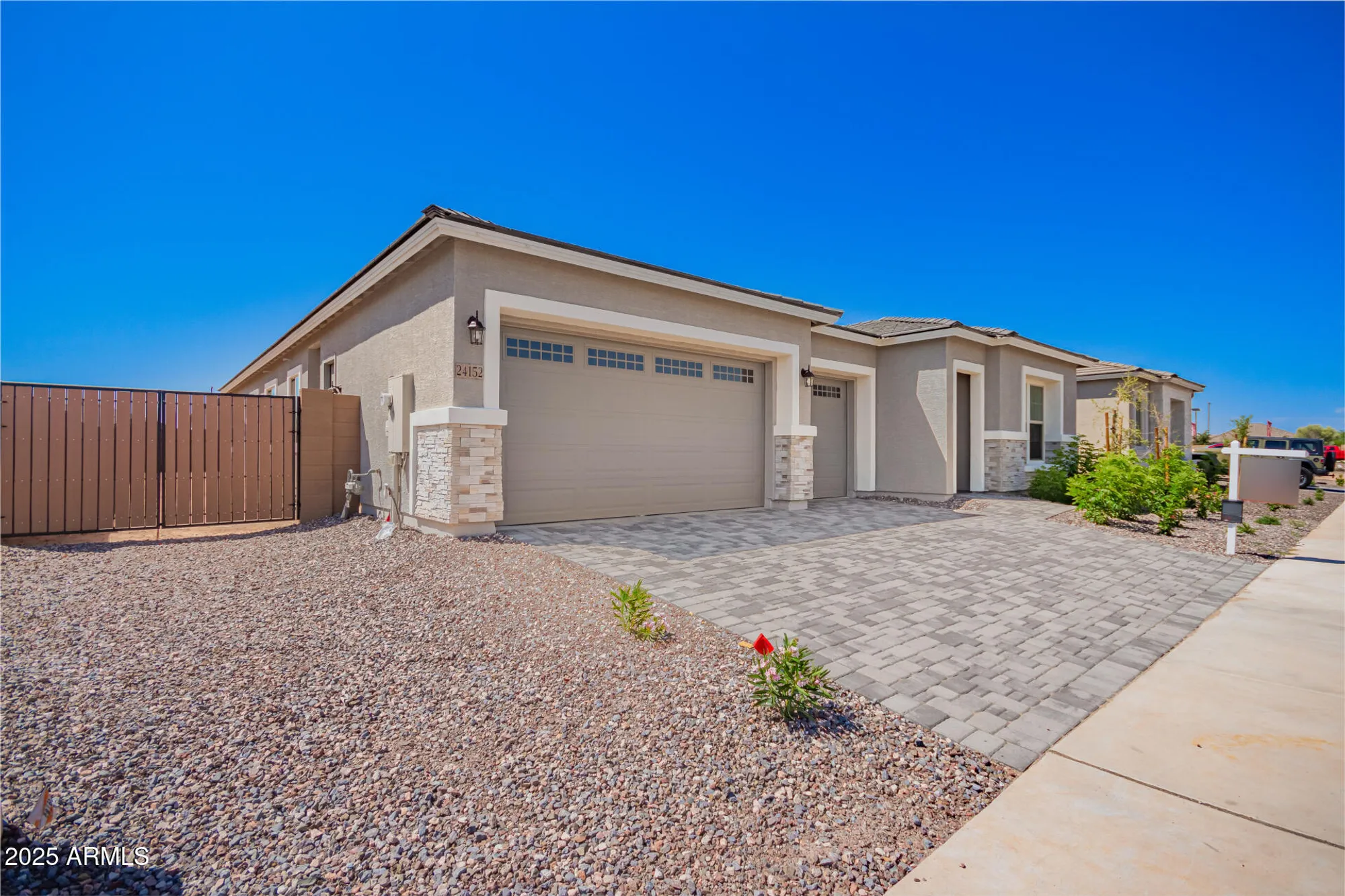 Property Slideshow image 16 of 45 | 24152 n 172nd ave, Surprise, AZ, 85387
