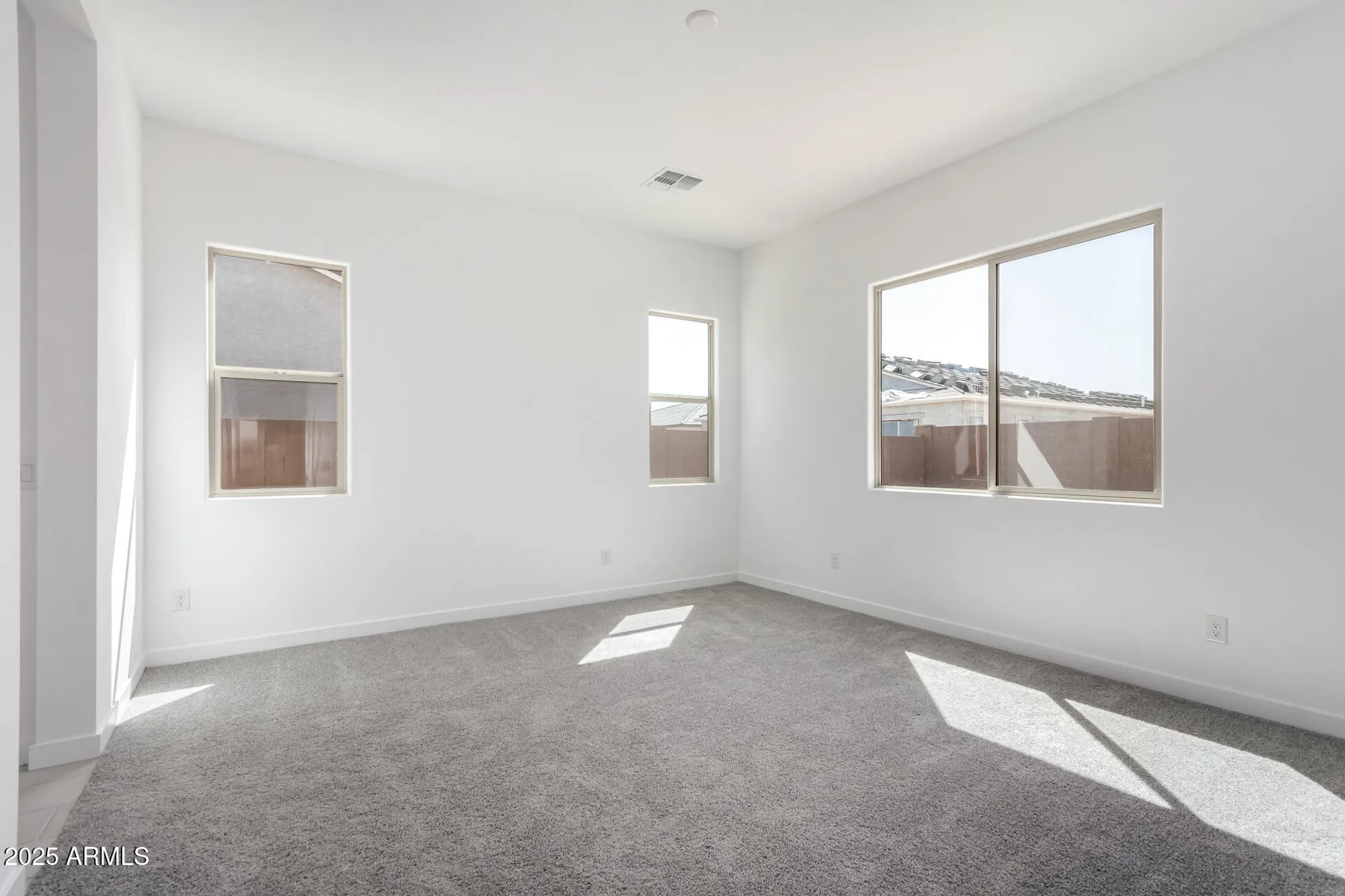 Property Slideshow image 17 of 45 | 24152 n 172nd ave, Surprise, AZ, 85387