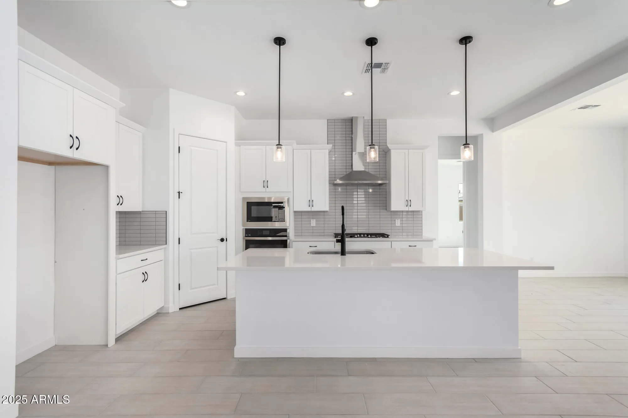 Property Slideshow image 2 of 45 | 24152 n 172nd ave, Surprise, AZ, 85387