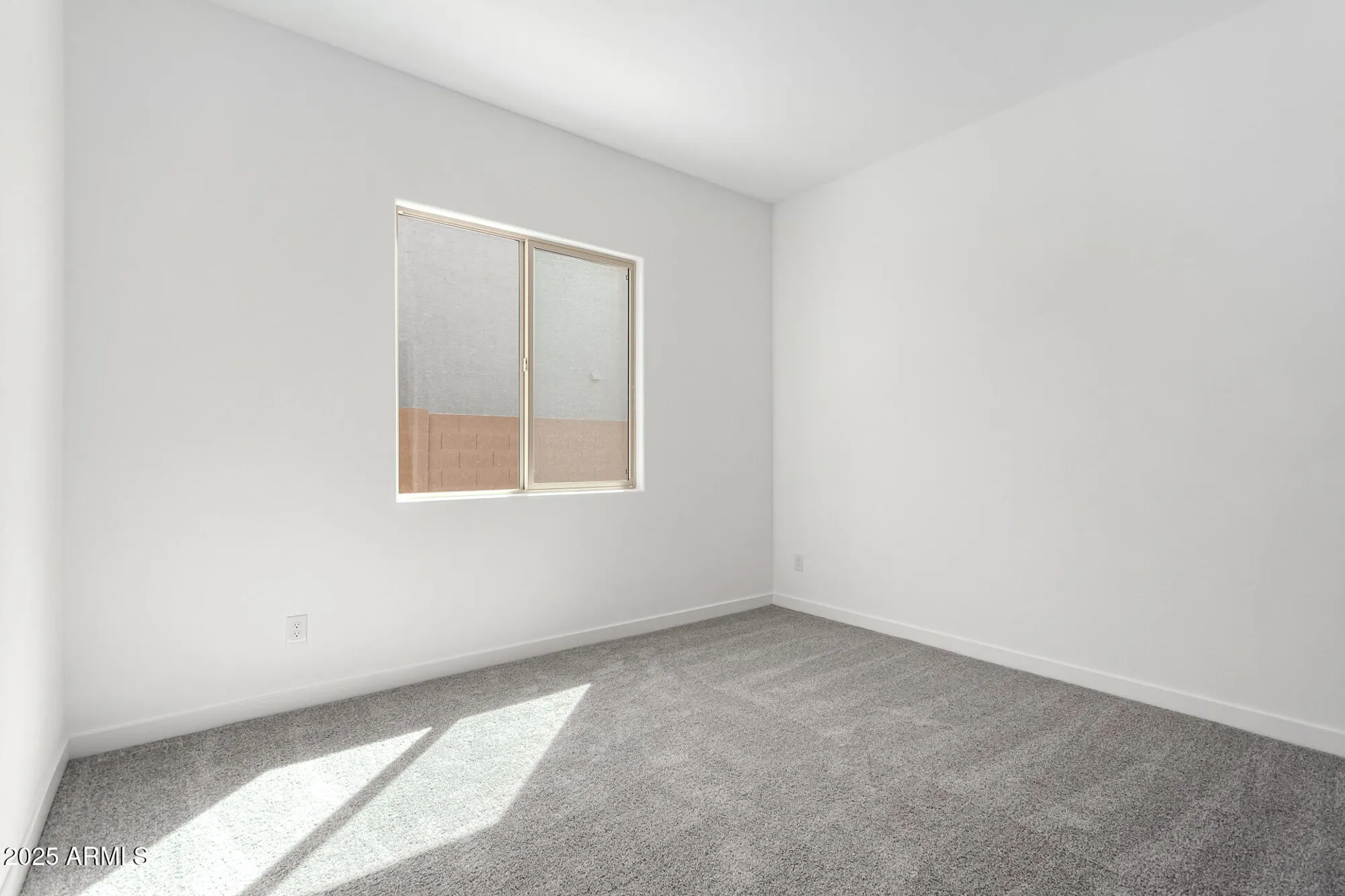 Property Slideshow image 32 of 45 | 24152 n 172nd ave, Surprise, AZ, 85387