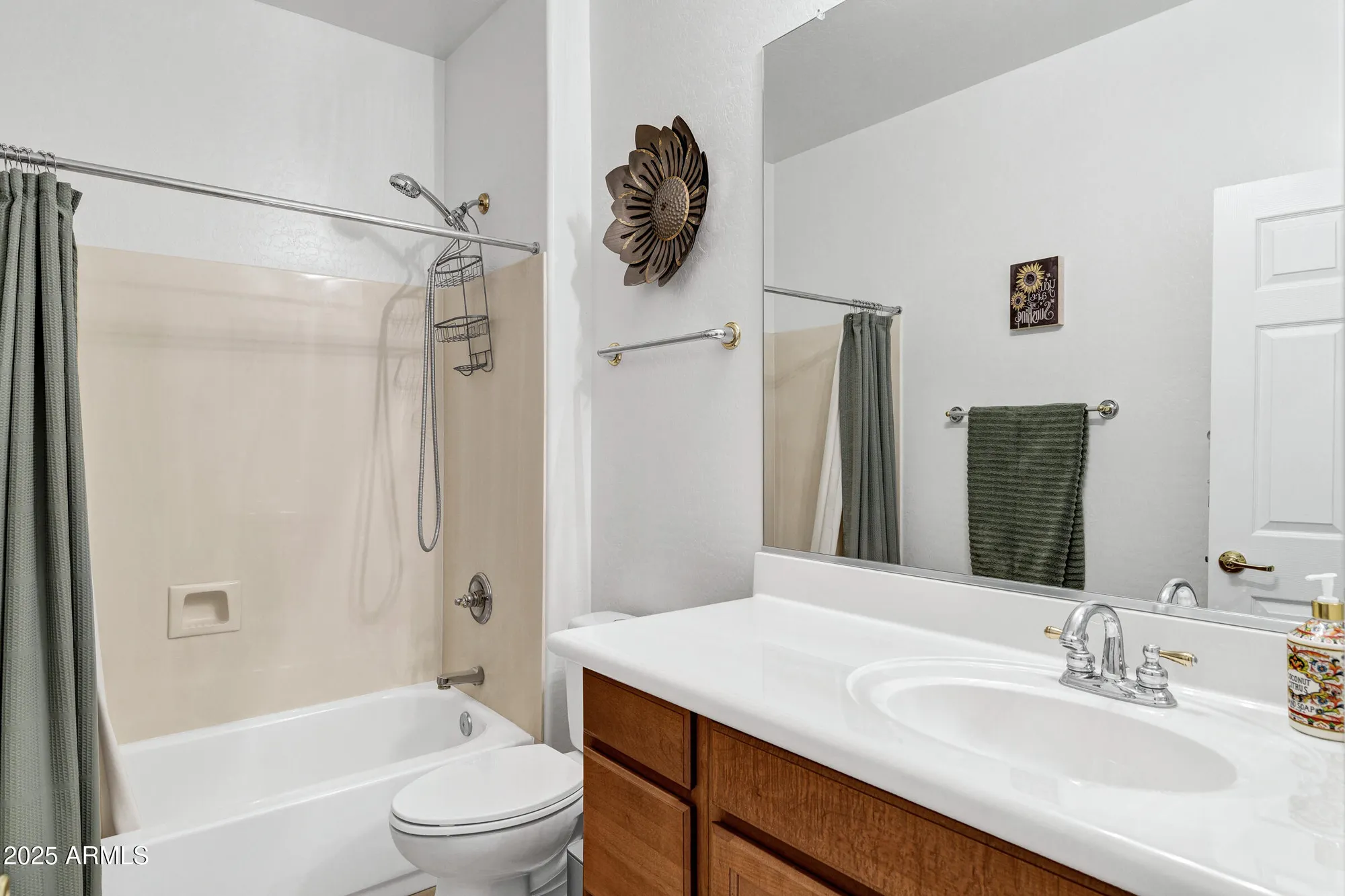Property Slideshow image 15 of 47 | 42711 w darter dr, Maricopa, AZ, 85138