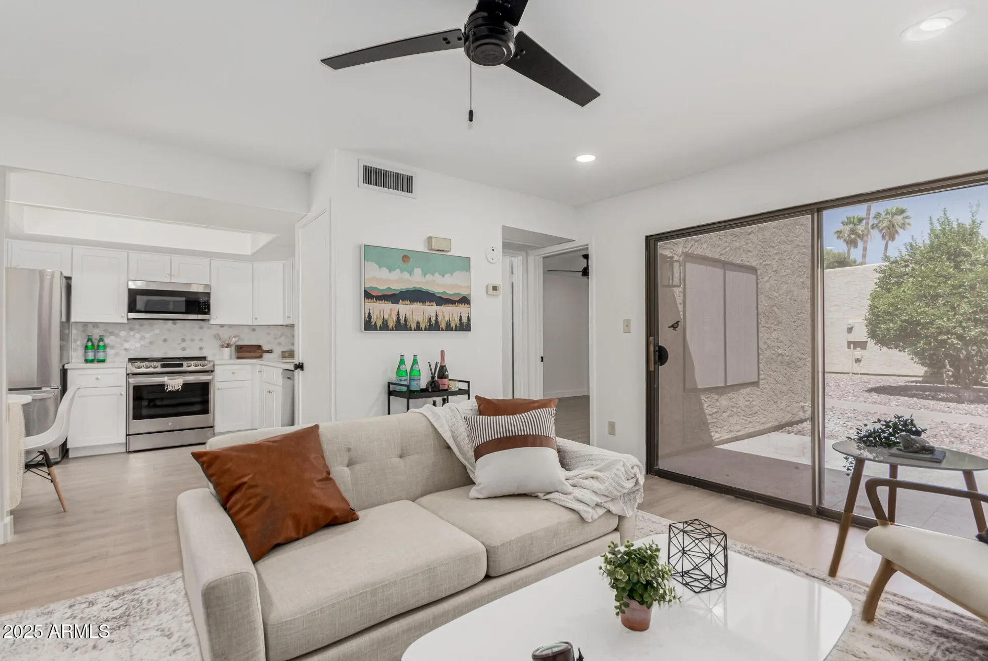 Property Slideshow image 6 of 25 | 515 s saguaro way, Mesa, AZ, 85208