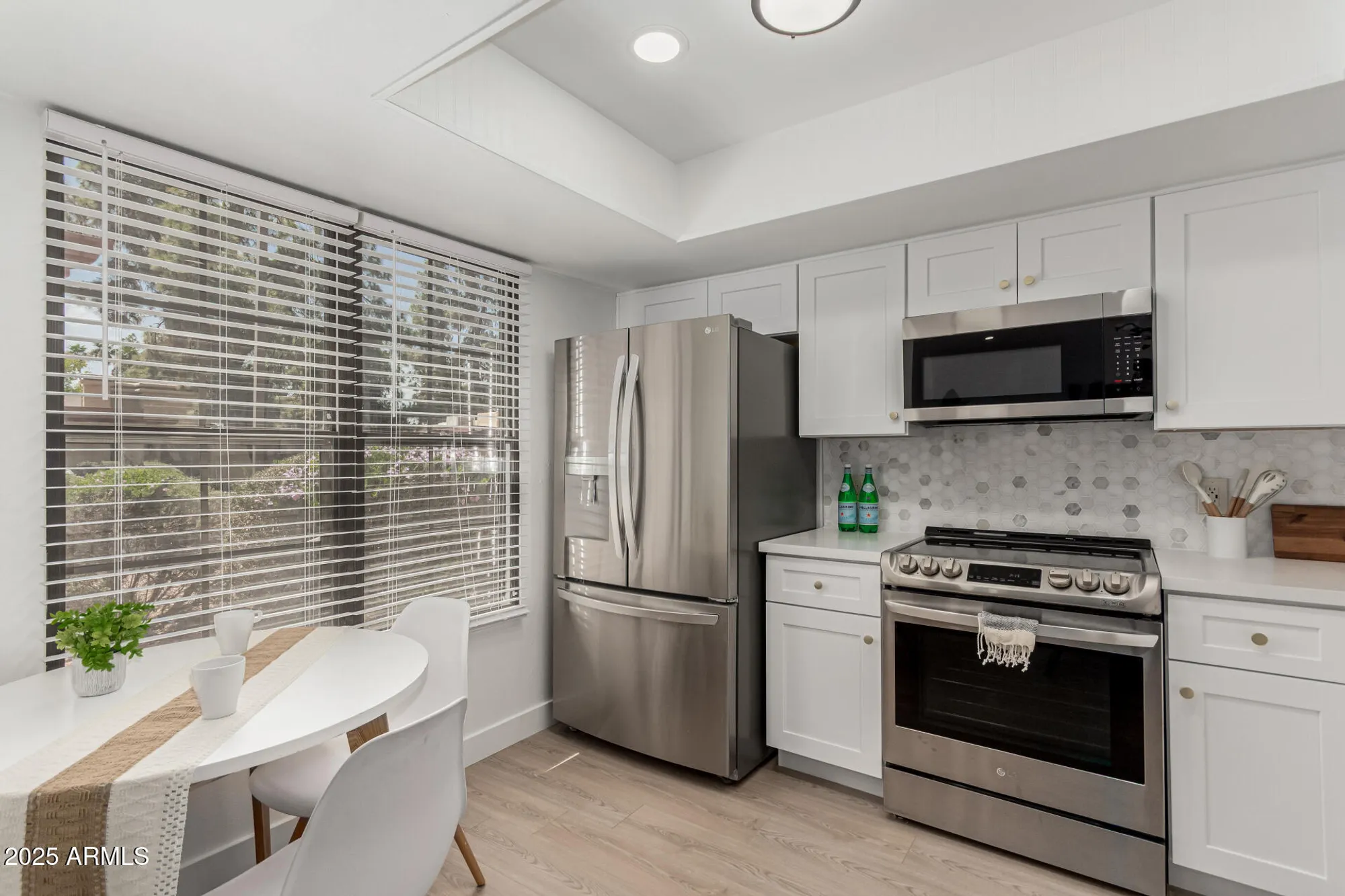 Property Slideshow image 7 of 25 | 515 s saguaro way, Mesa, AZ, 85208