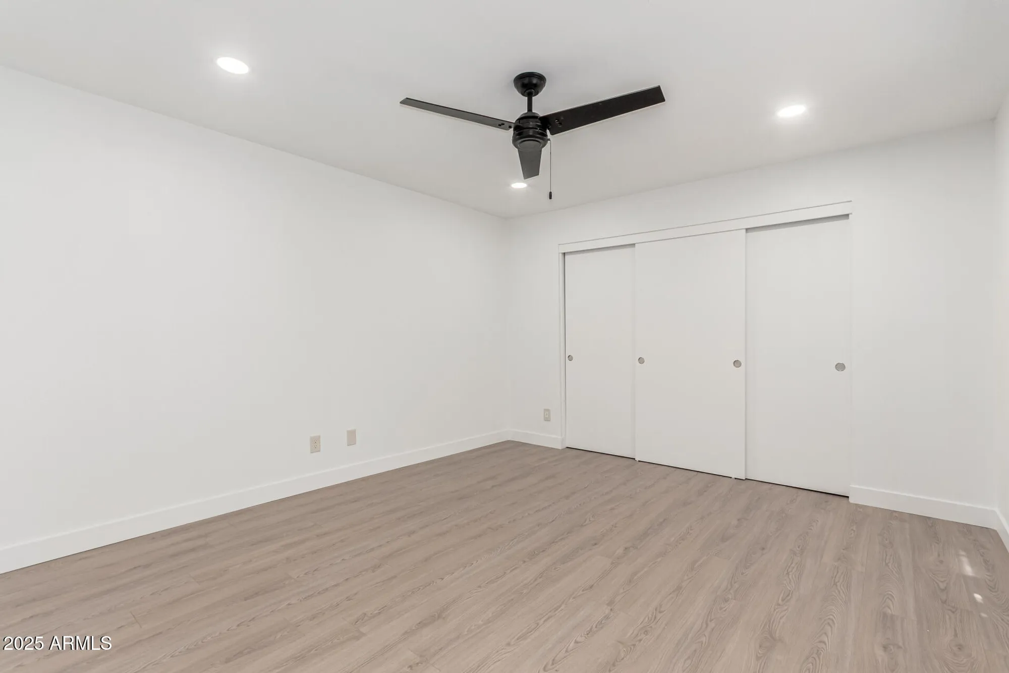 Property Slideshow image 11 of 25 | 515 s saguaro way, Mesa, AZ, 85208