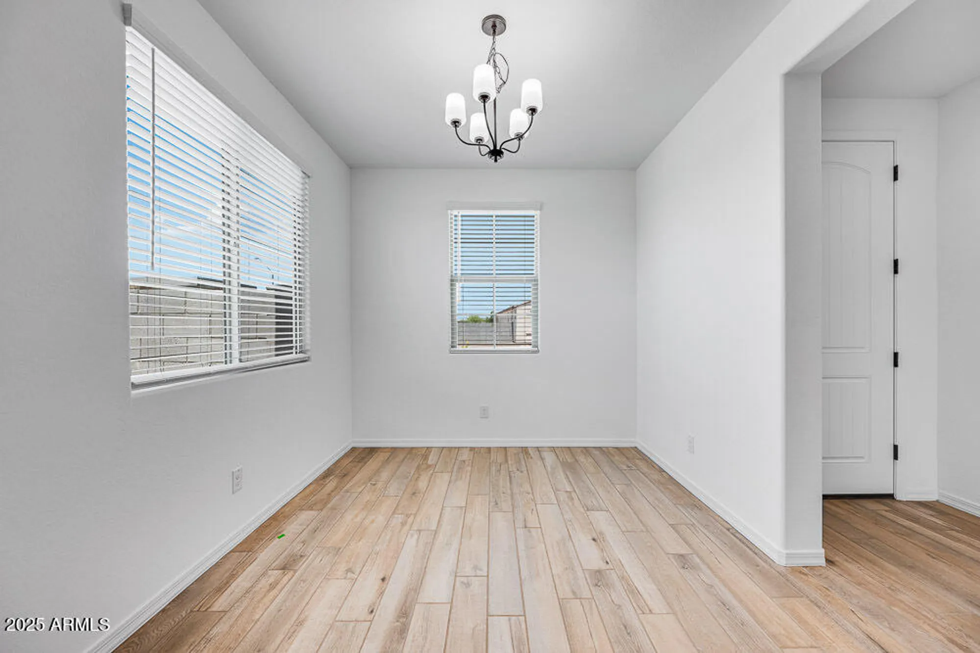 Property Slideshow image 16 of 35 | 18153 w hiddenview dr, Goodyear, AZ, 85338