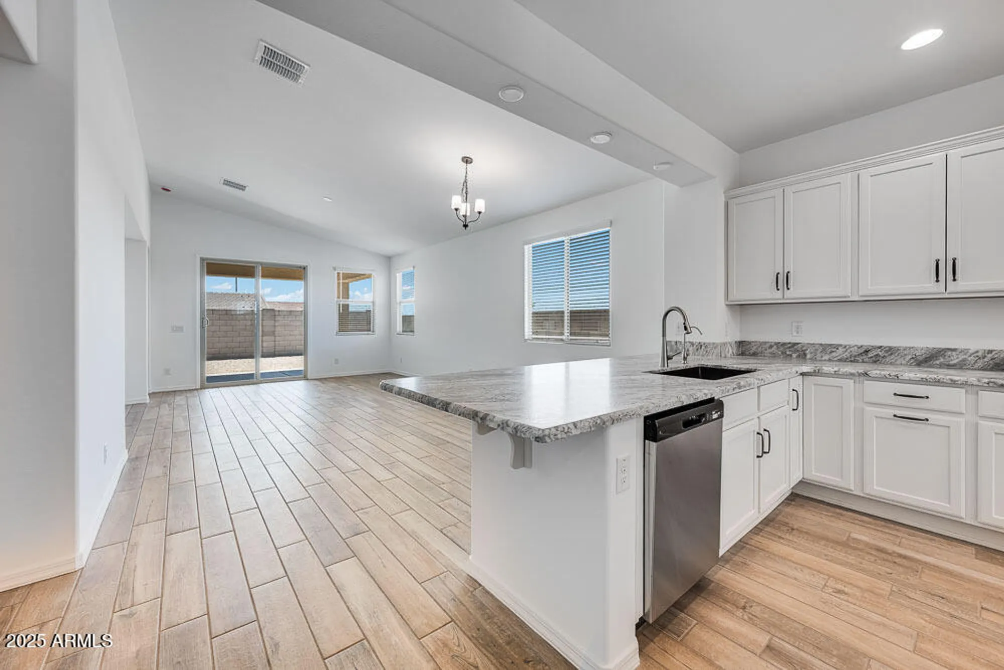 Property Slideshow image 10 of 35 | 18153 w hiddenview dr, Goodyear, AZ, 85338