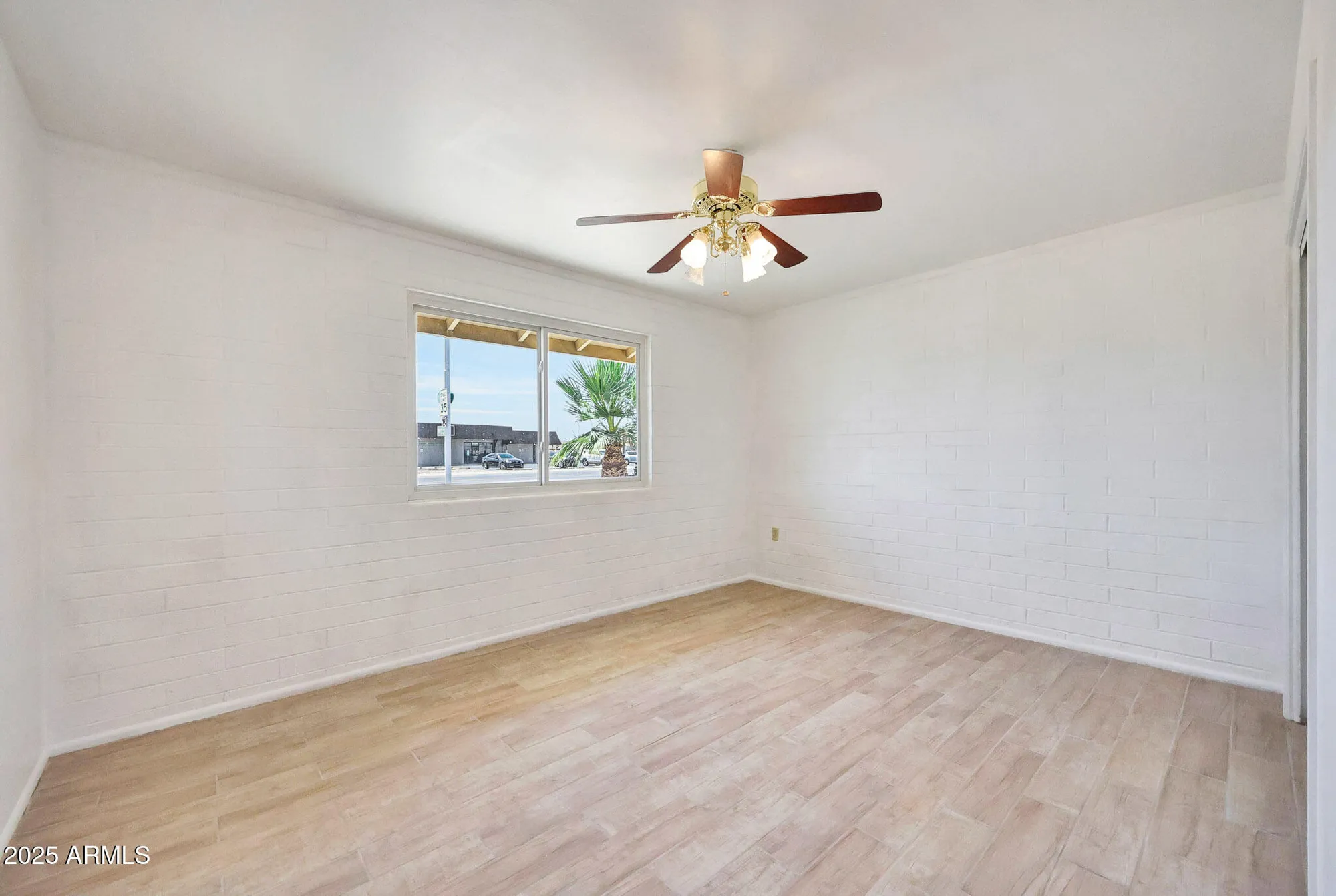 Property Slideshow image 19 of 27 | 12215 n 111th ave, Sun City, AZ, 85351