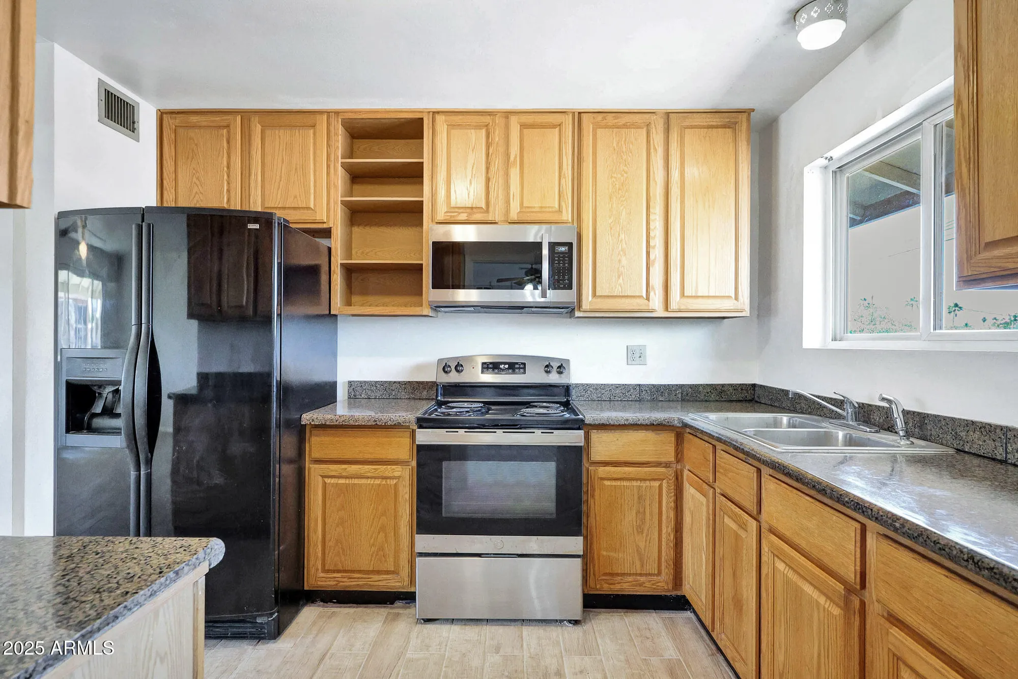 Property Slideshow image 10 of 27 | 12215 n 111th ave, Sun City, AZ, 85351