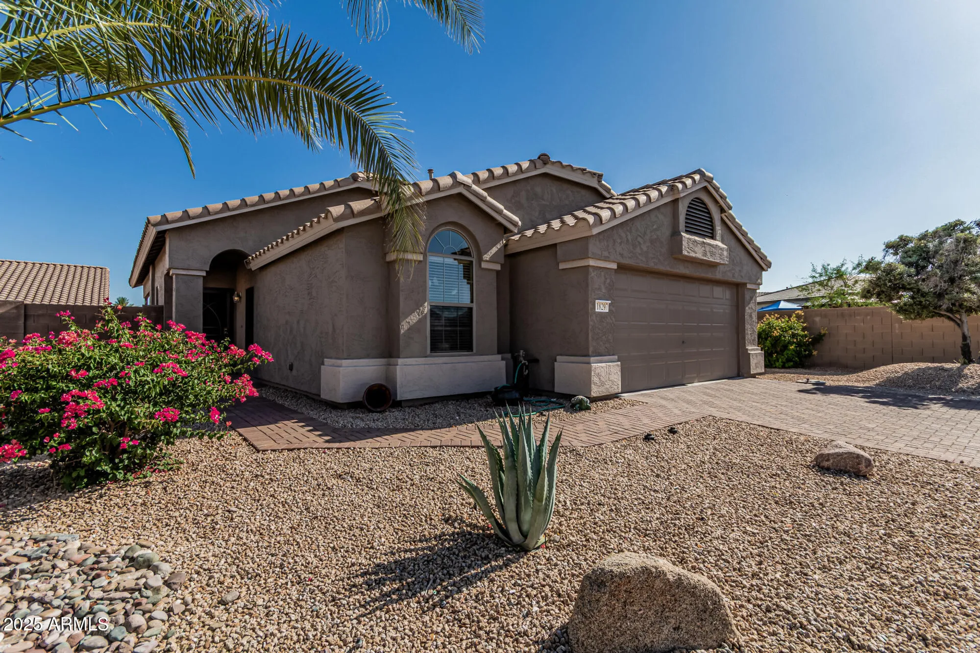 Property Slideshow image 5 of 31 | 18297 w spencer dr, Surprise, AZ, 85374