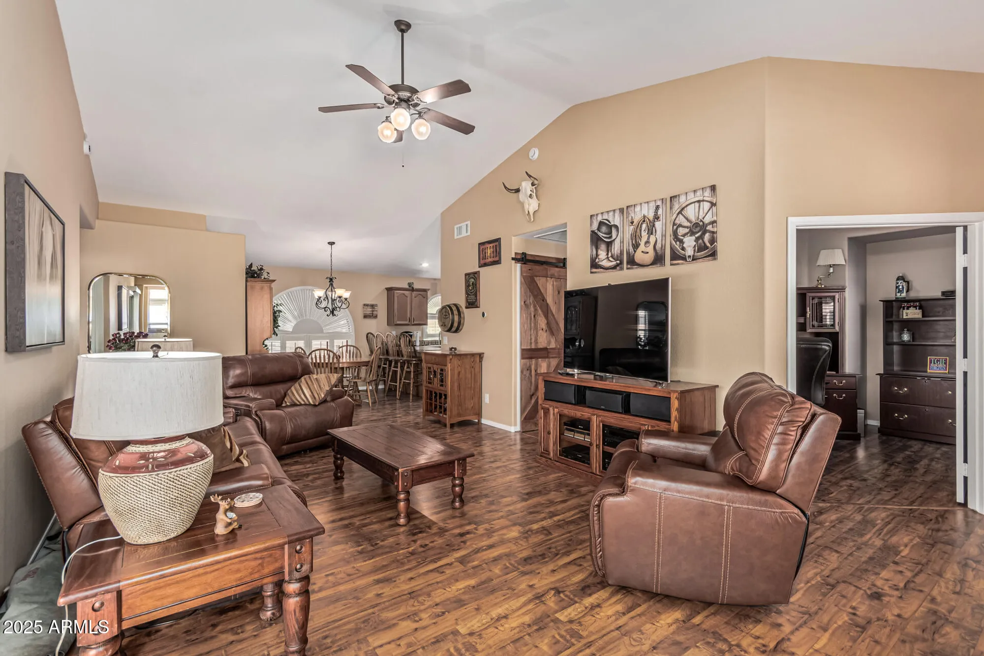 Property Slideshow image 7 of 31 | 18297 w spencer dr, Surprise, AZ, 85374