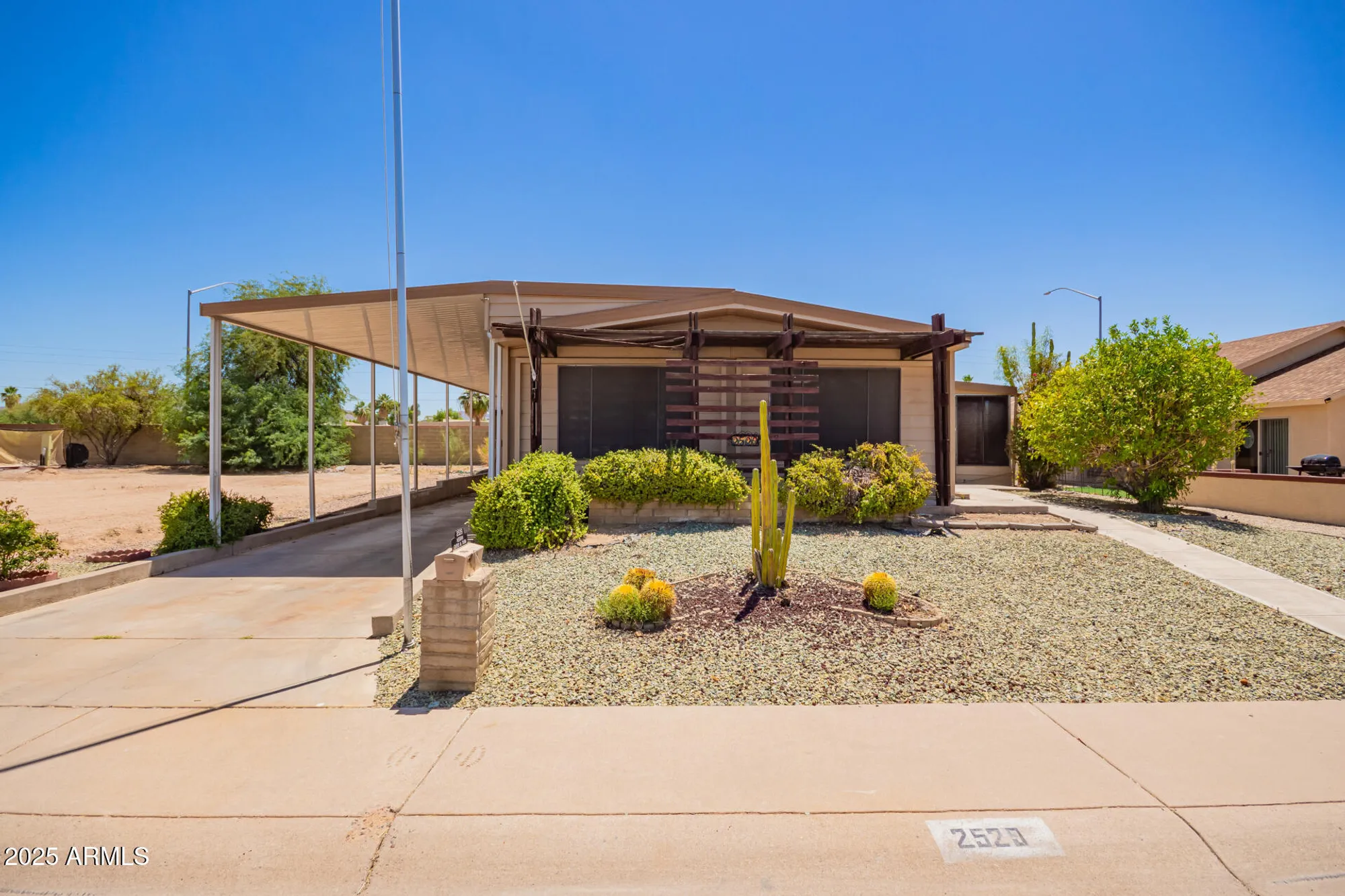 Property Slideshow image 1 of 33 | 2529 n barber dr, Mesa, AZ, 85215