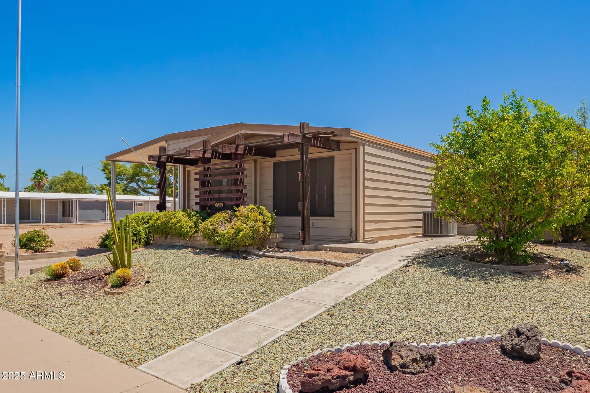 Property Slideshow image 27 of 33 | 2529 n barber dr, Mesa, AZ, 85215