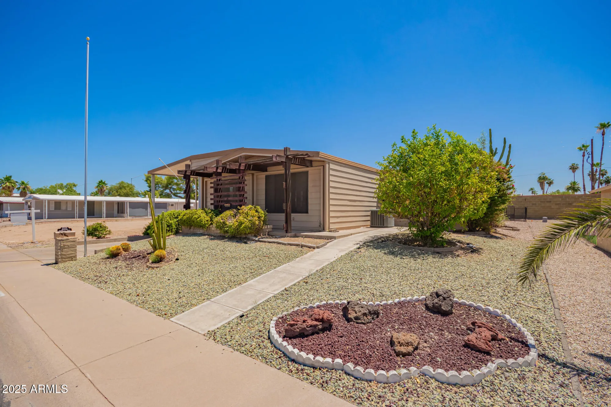 Property Slideshow image 29 of 33 | 2529 n barber dr, Mesa, AZ, 85215