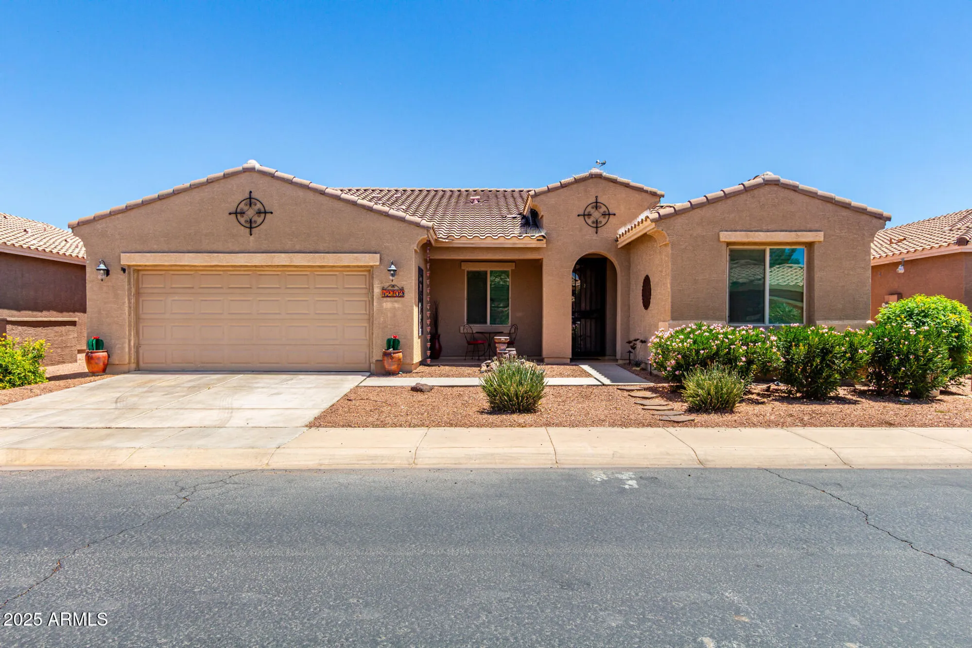 Property Slideshow image 1 of 32 | 42709 w kingfisher dr, Maricopa, AZ, 85138