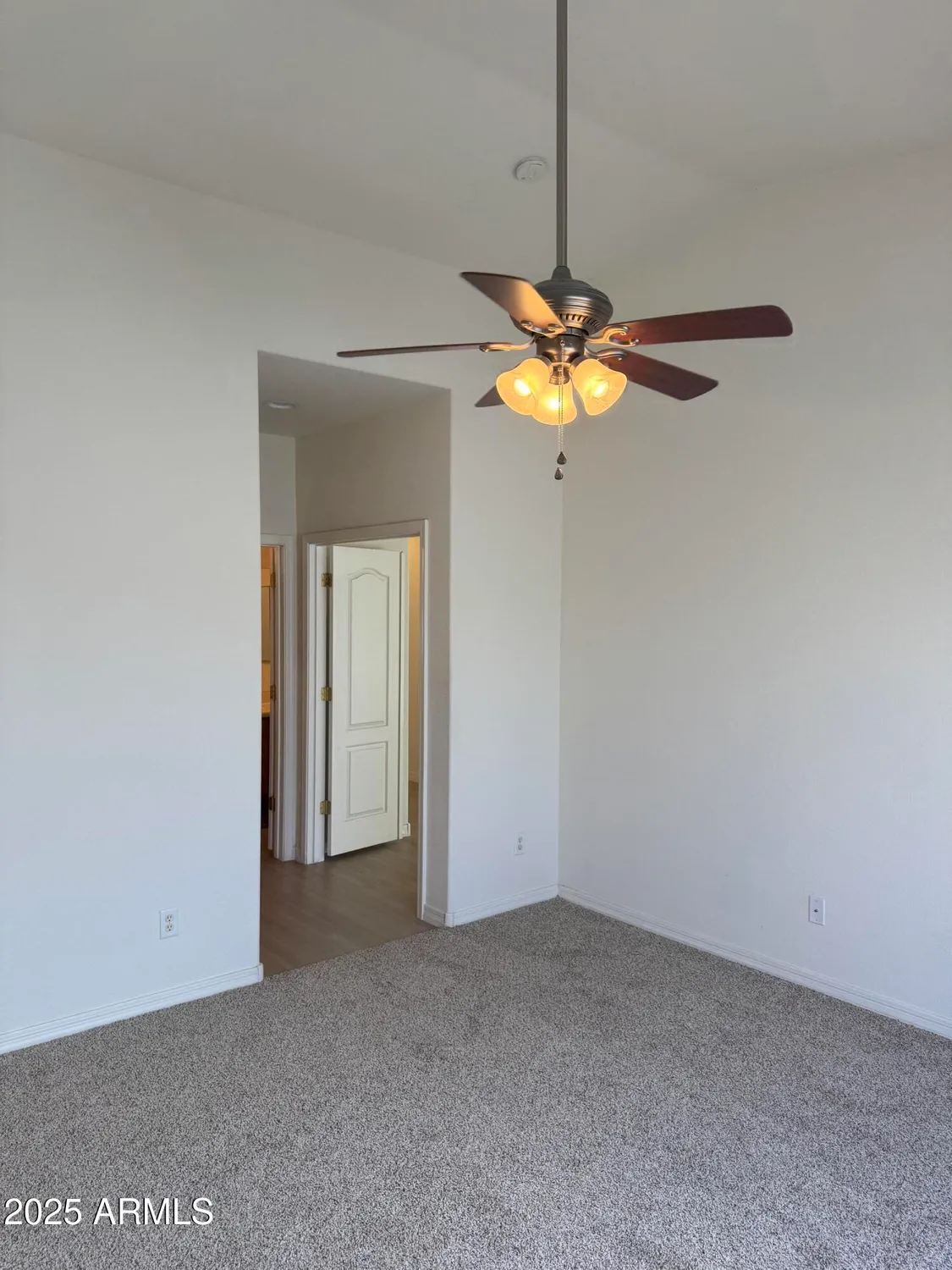Property Slideshow image 13 of 29 | 18650 n 91st ave unit 1501, Peoria, AZ, 85382
