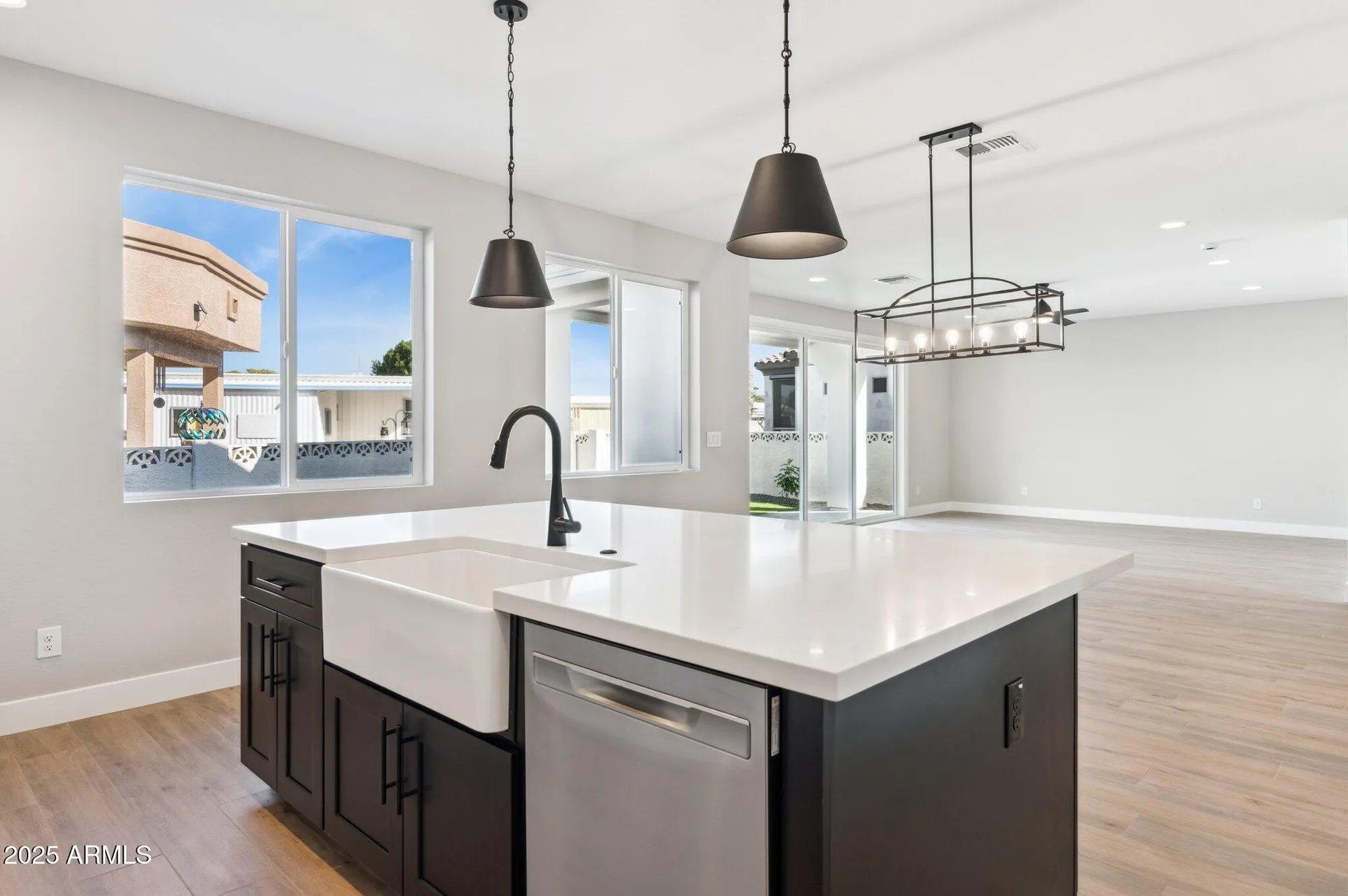 Property Slideshow image 4 of 14 | 2249 n shannon way, Mesa, AZ, 85215